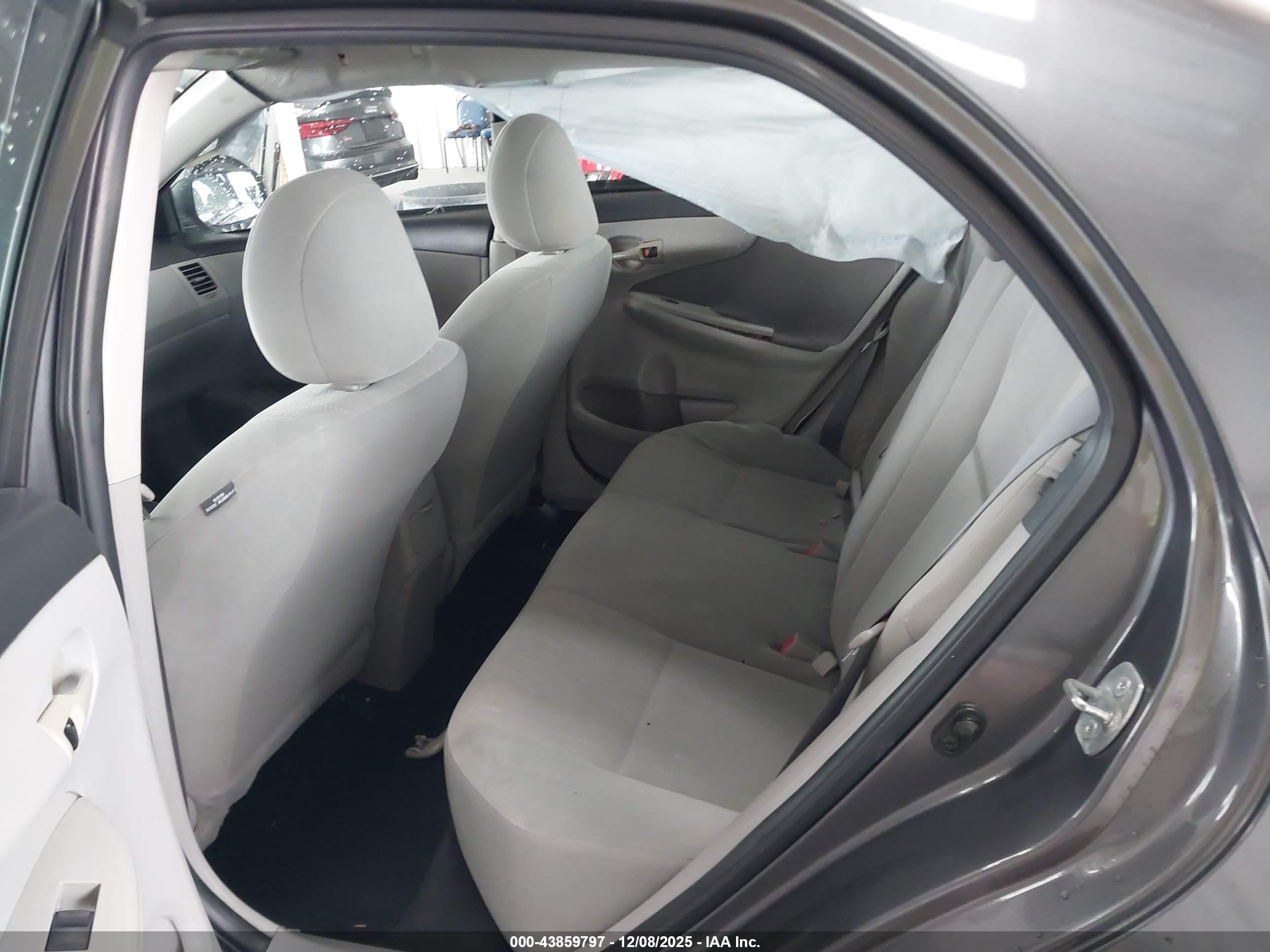2013 Toyota Corolla L Gray vin: 5YFBU4EEXDP082789