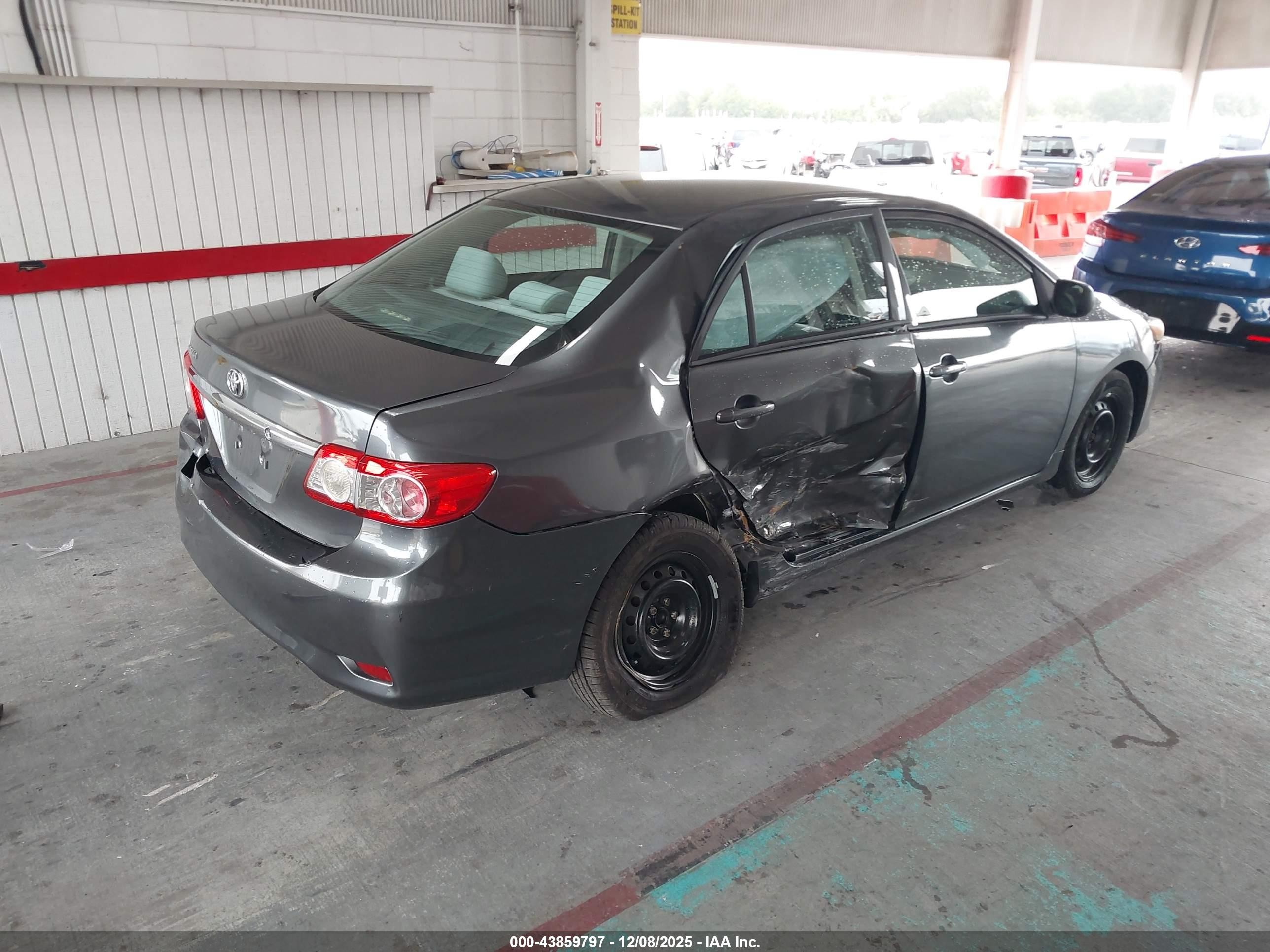 2013 Toyota Corolla L Gray vin: 5YFBU4EEXDP082789