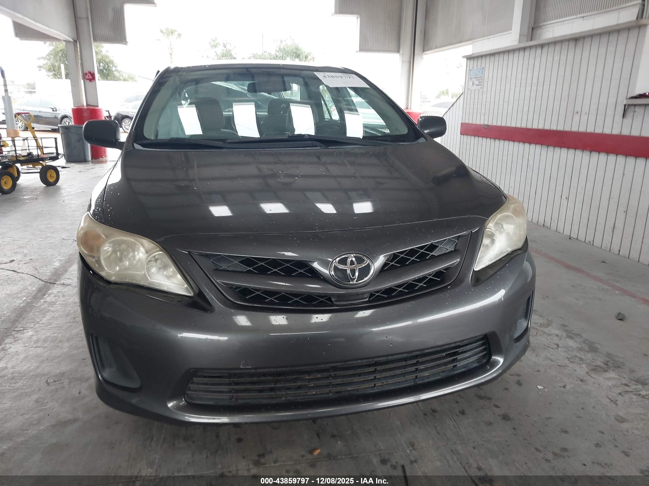 2013 Toyota Corolla L Gray vin: 5YFBU4EEXDP082789
