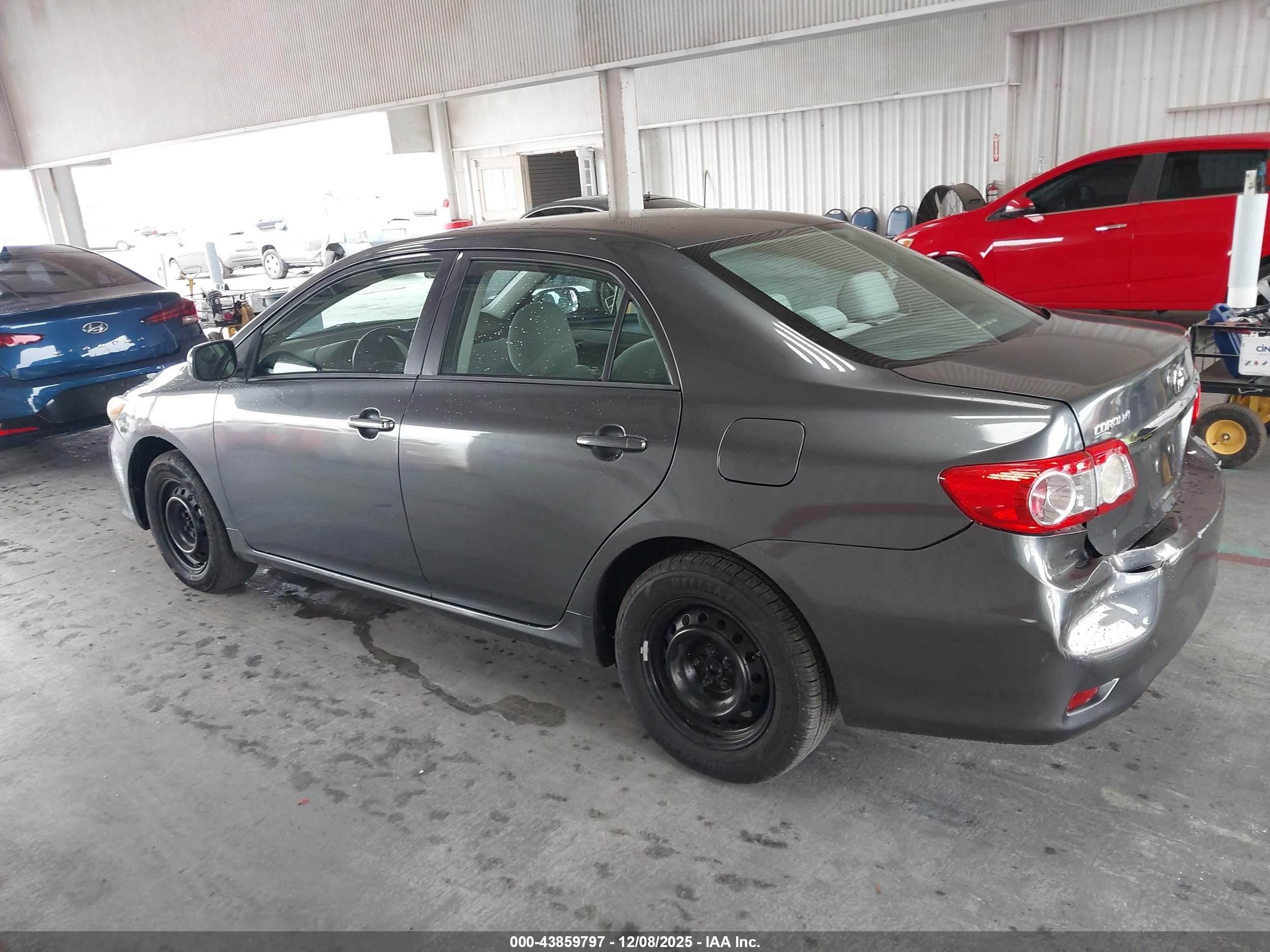 2013 Toyota Corolla L Gray vin: 5YFBU4EEXDP082789