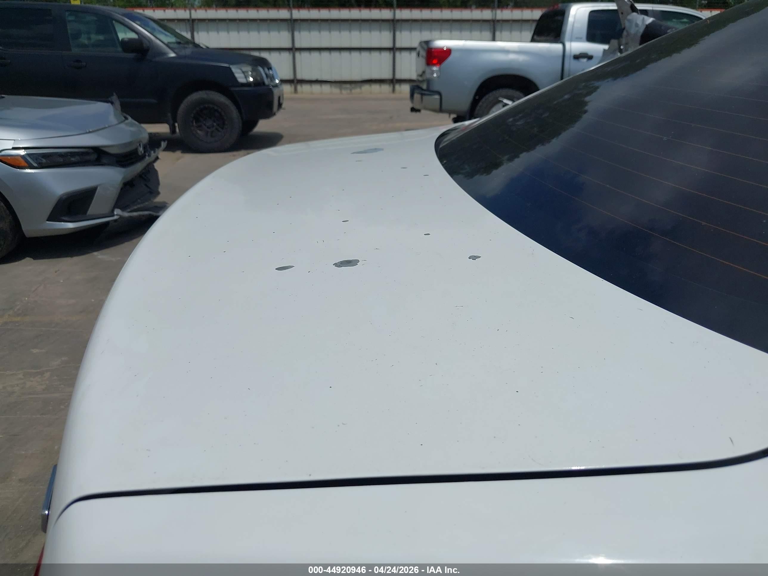 2013 Toyota Corolla Le White vin: 5YFBU4EEXDP114477