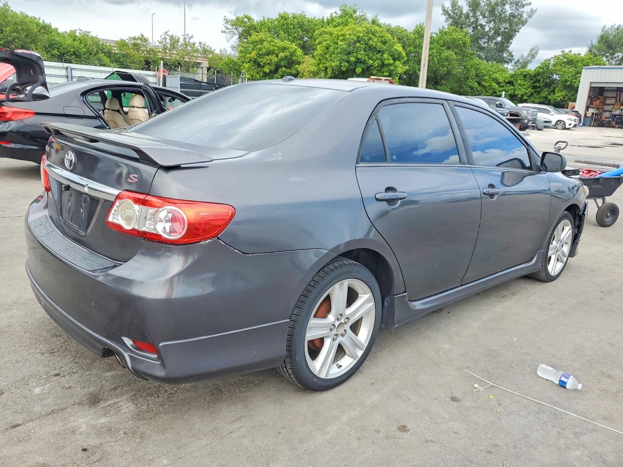 2013 Toyota Corolla S Gray vin: 5YFBU4EEXDP122417