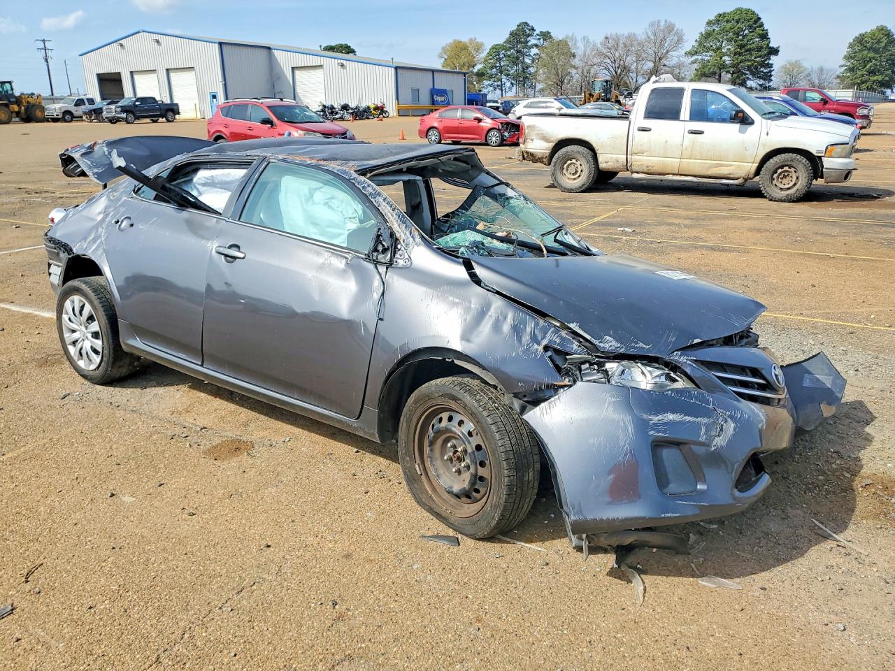 2013 Toyota Corolla Le Blue vin: 5YFBU4EEXDP124345