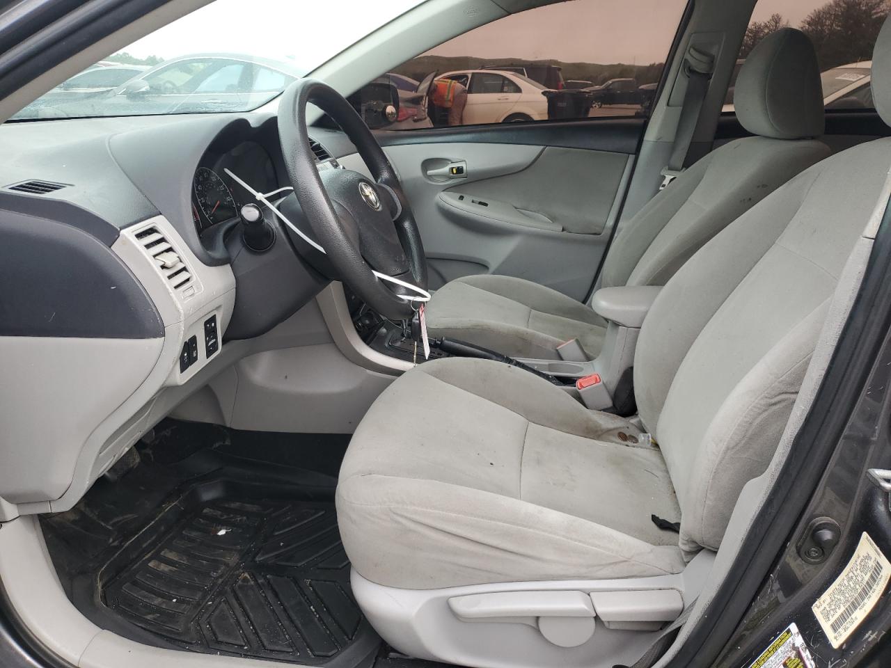 2013 Toyota Corolla Base Серый vin: 5YFBU4EEXDP134311