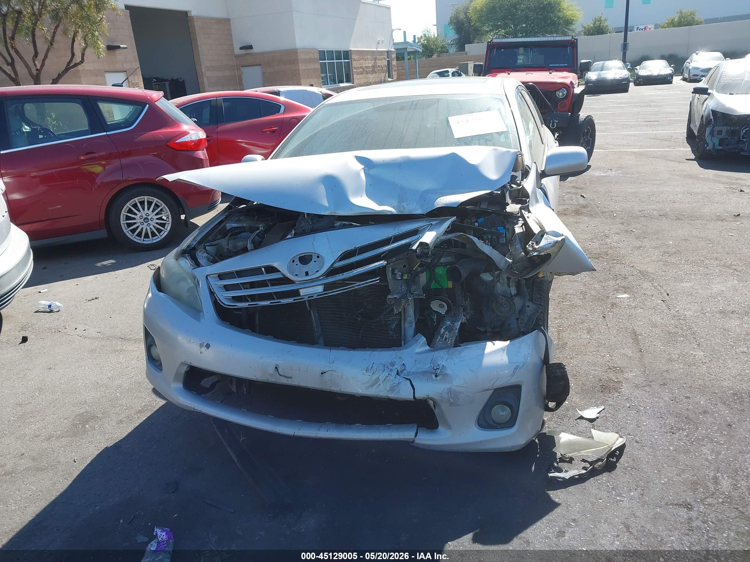 2013 Toyota Corolla Le Silver vin: 5YFBU4EEXDP138407