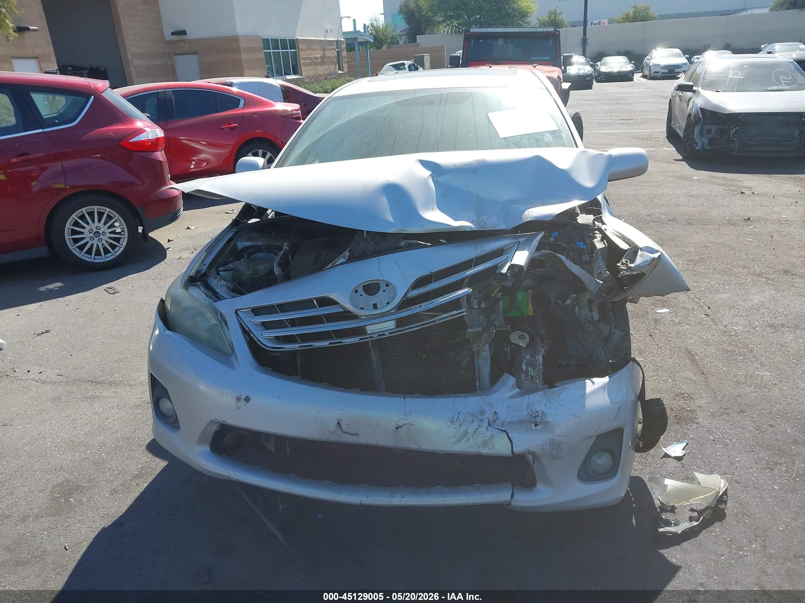 2013 Toyota Corolla Le Silver vin: 5YFBU4EEXDP138407