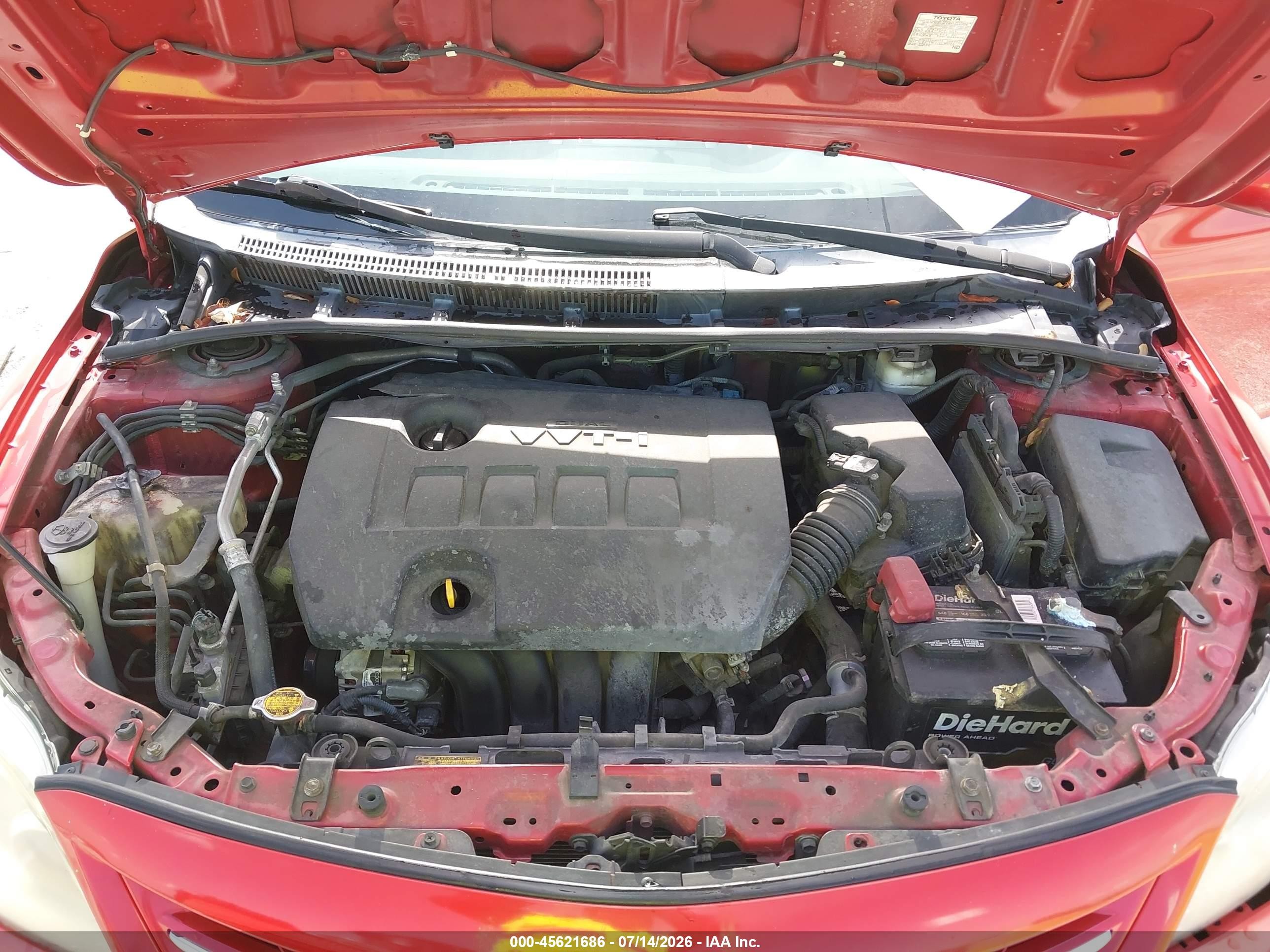 2013 Toyota Corolla Le Red vin: 5YFBU4EEXDP146801