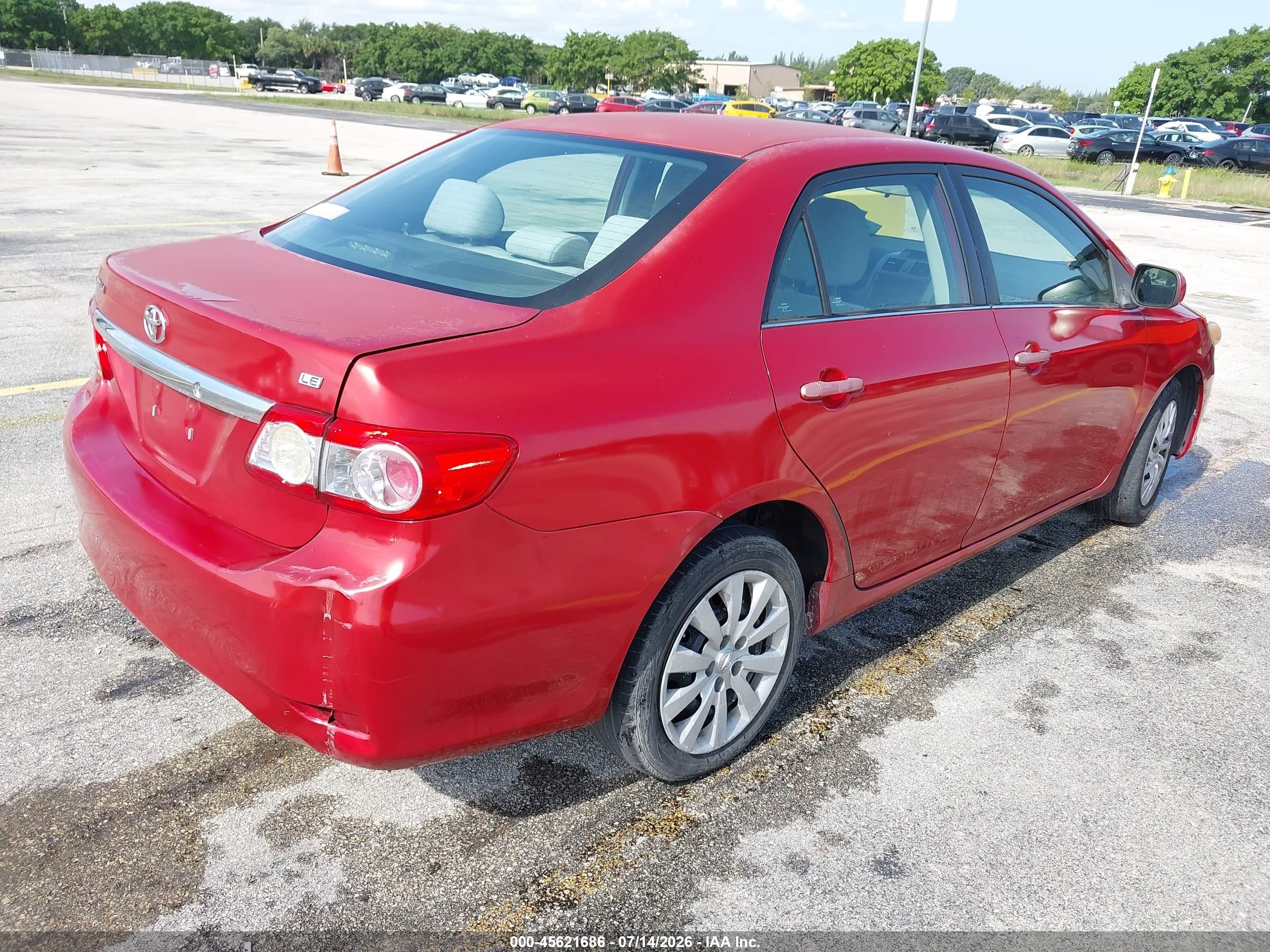2013 Toyota Corolla Le Red vin: 5YFBU4EEXDP146801