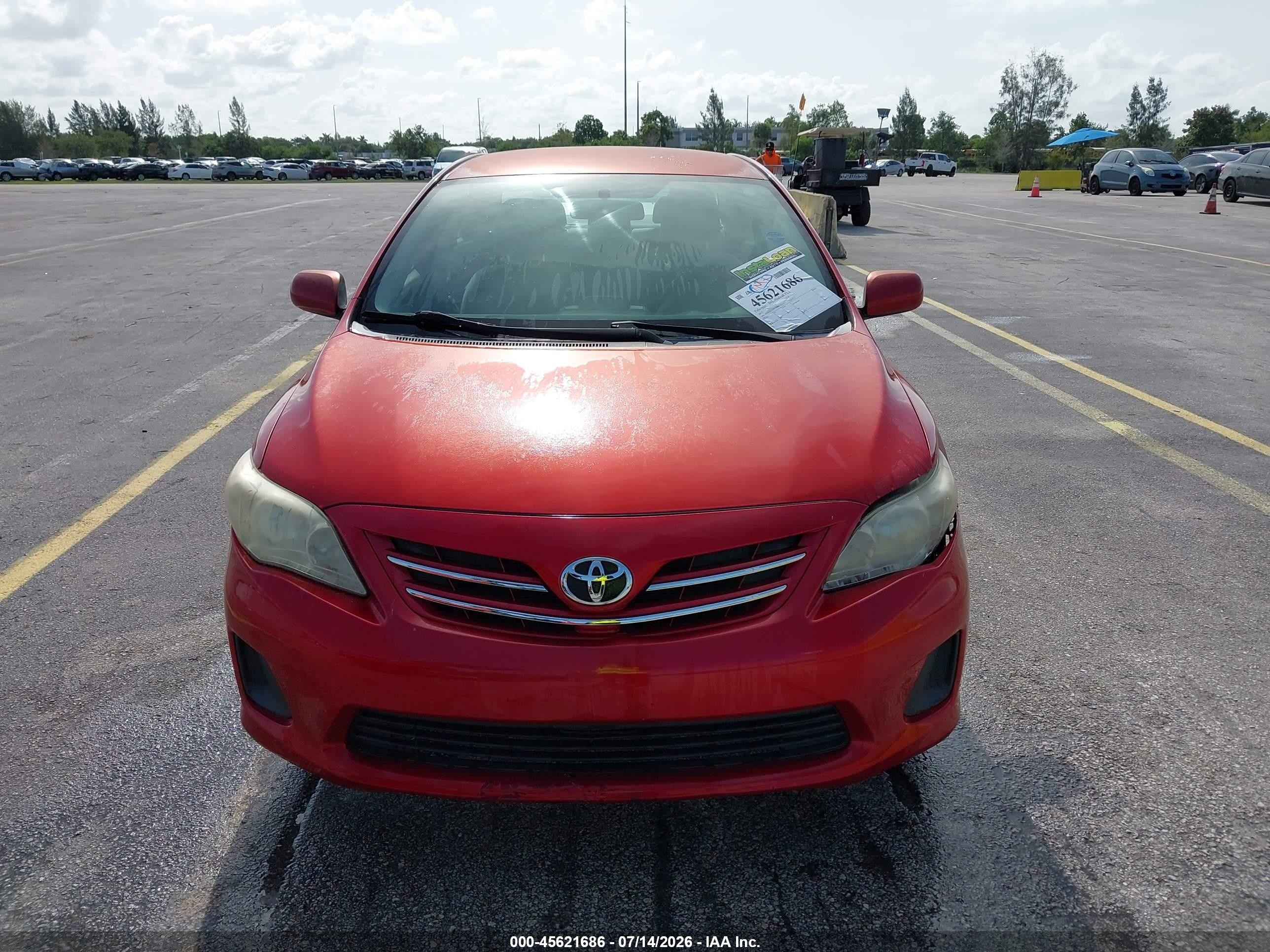 2013 Toyota Corolla Le Red vin: 5YFBU4EEXDP146801