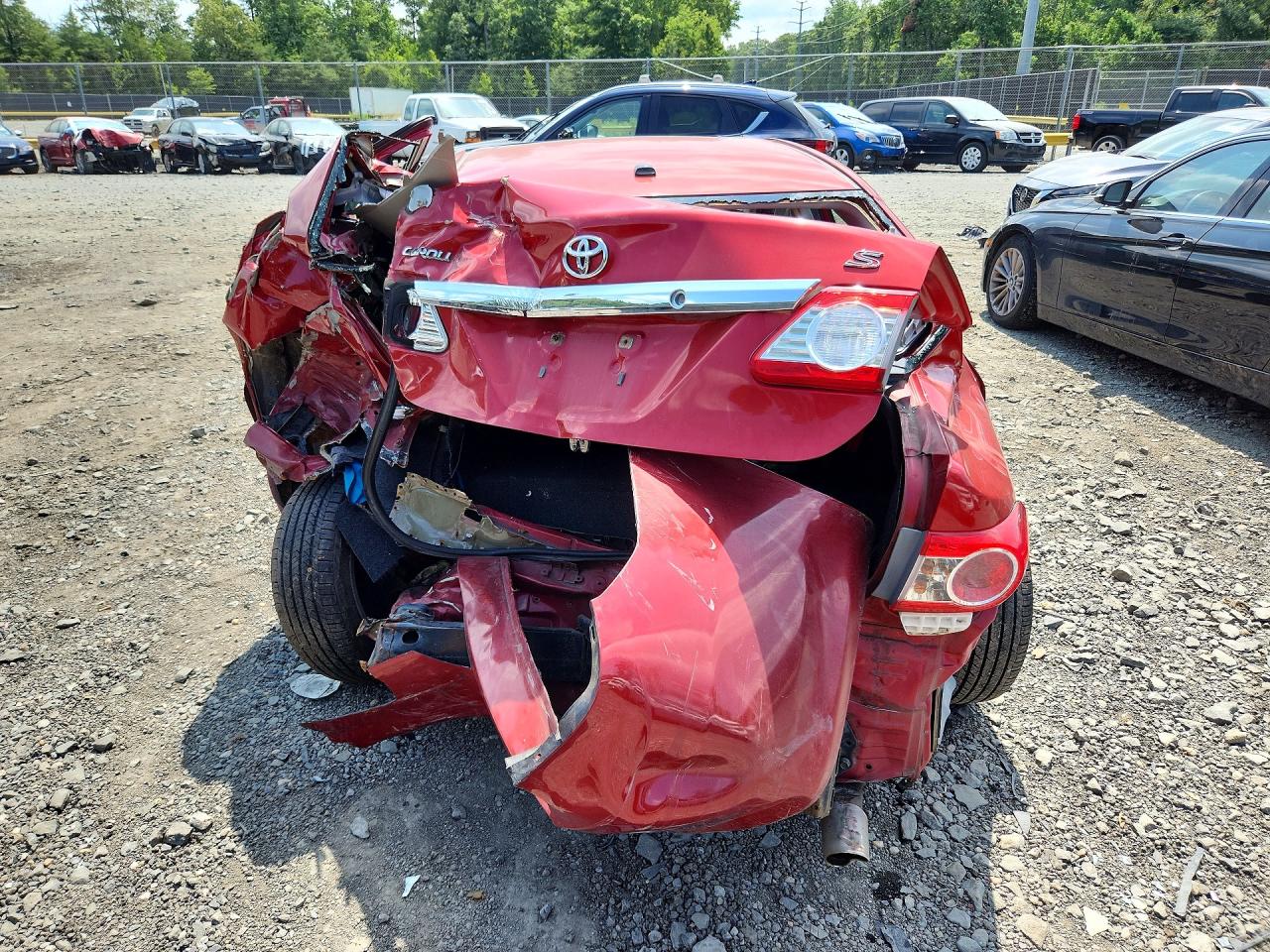 2013 Toyota Corolla S Red vin: 5YFBU4EEXDP149522