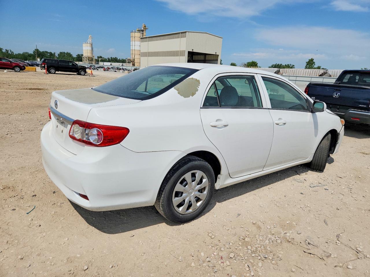 2013 Toyota Corolla L Белый vin: 5YFBU4EEXDP154235