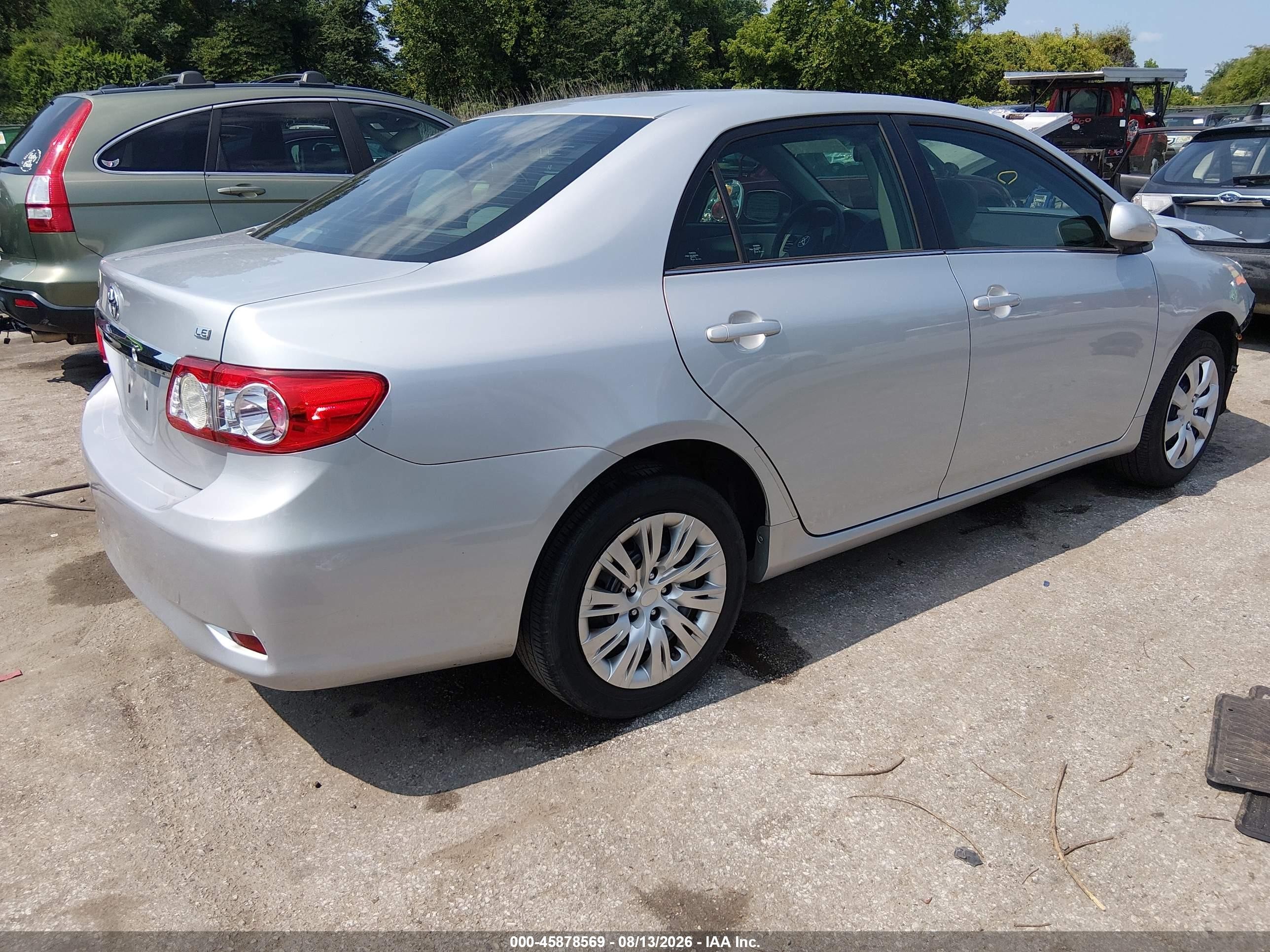2013 Toyota Corolla Le Silver vin: 5YFBU4EEXDP164389