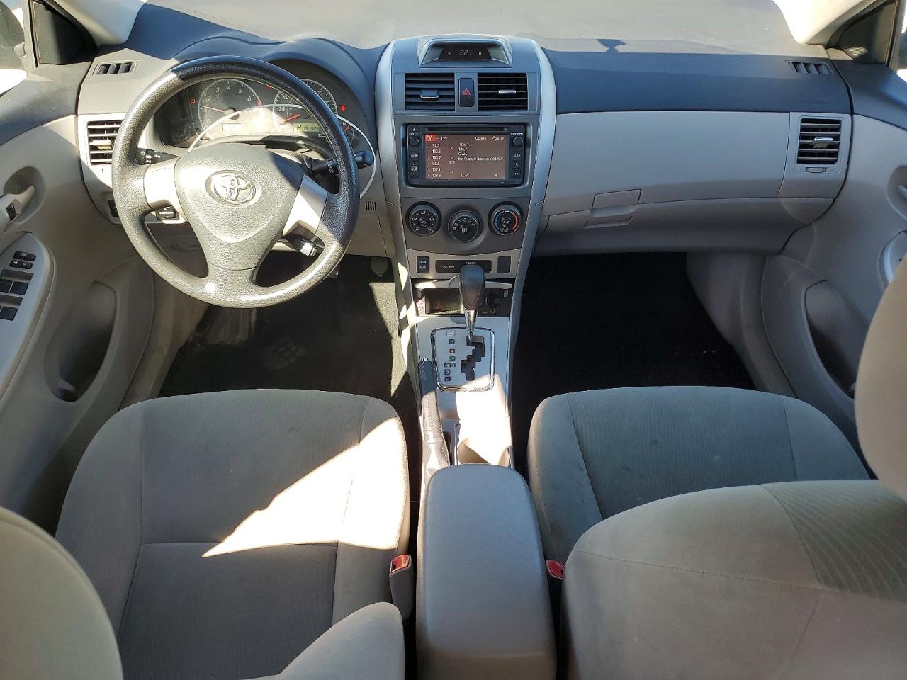 2013 Toyota Corolla Le Blue vin: 5YFBU4EEXDP166496