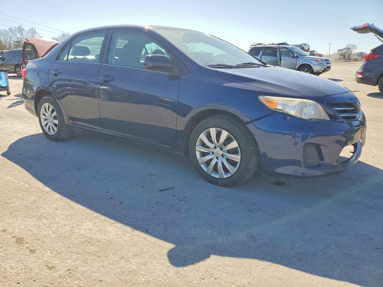2013 Toyota Corolla Le Blue vin: 5YFBU4EEXDP166496