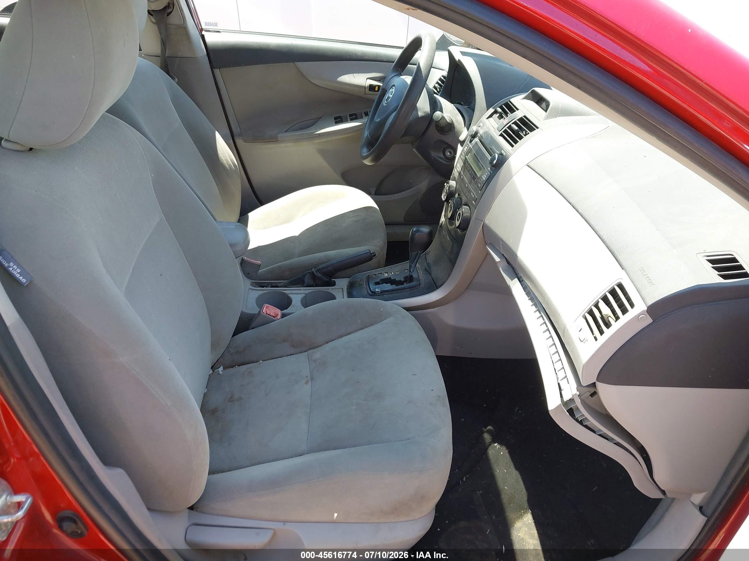2013 Toyota Corolla L Красный vin: 5YFBU4EEXDP173755