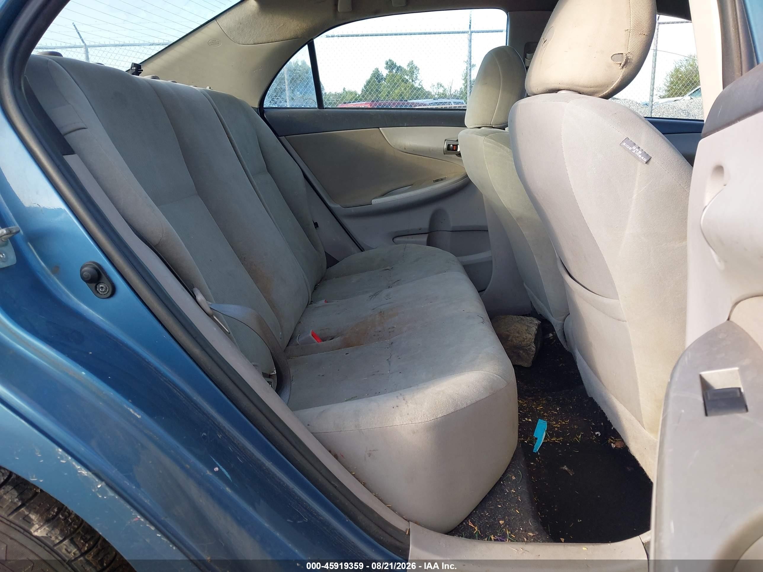 2013 Toyota Corolla Le Blue vin: 5YFBU4EEXDP175702