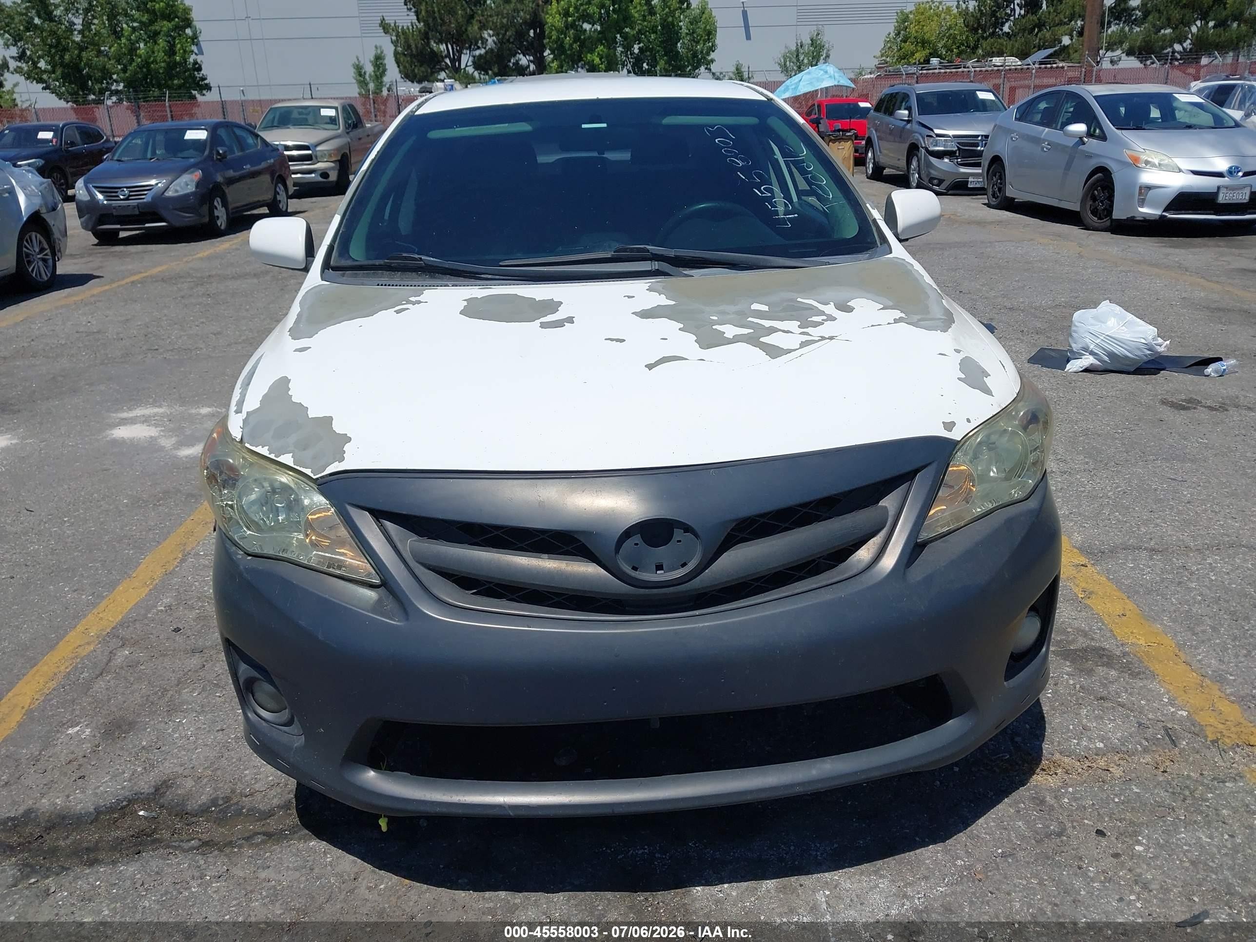 2013 Toyota Corolla S White vin: 5YFBU4EEXDP183914