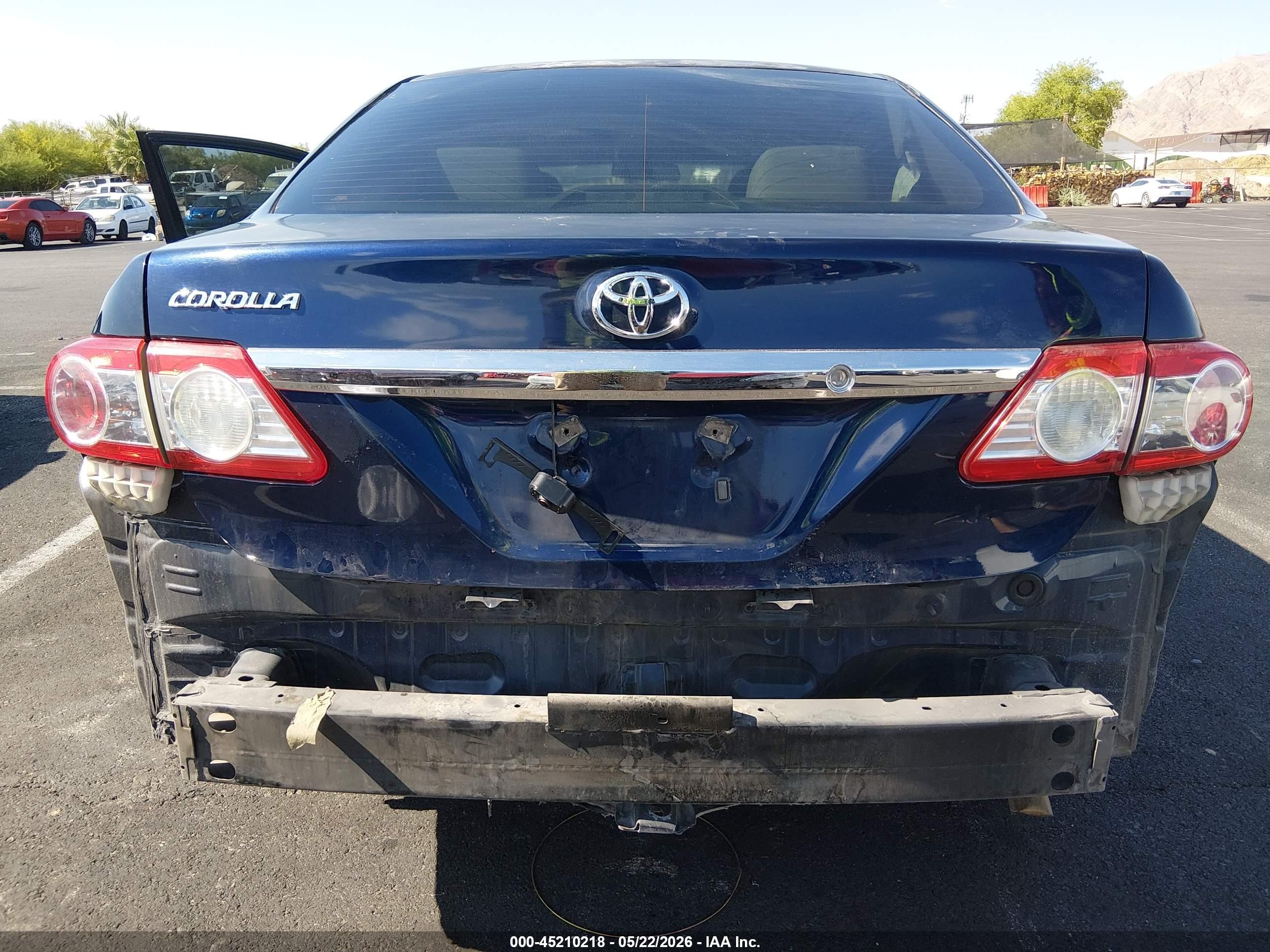 2013 Toyota Corolla L Blue vin: 5YFBU4EEXDP197182