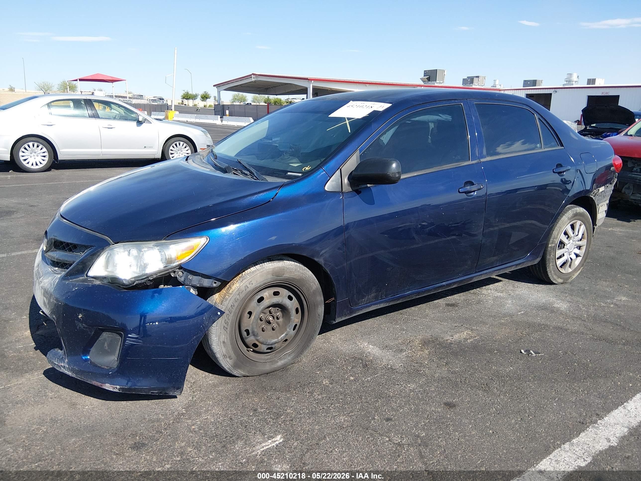 2013 Toyota Corolla L Blue vin: 5YFBU4EEXDP197182