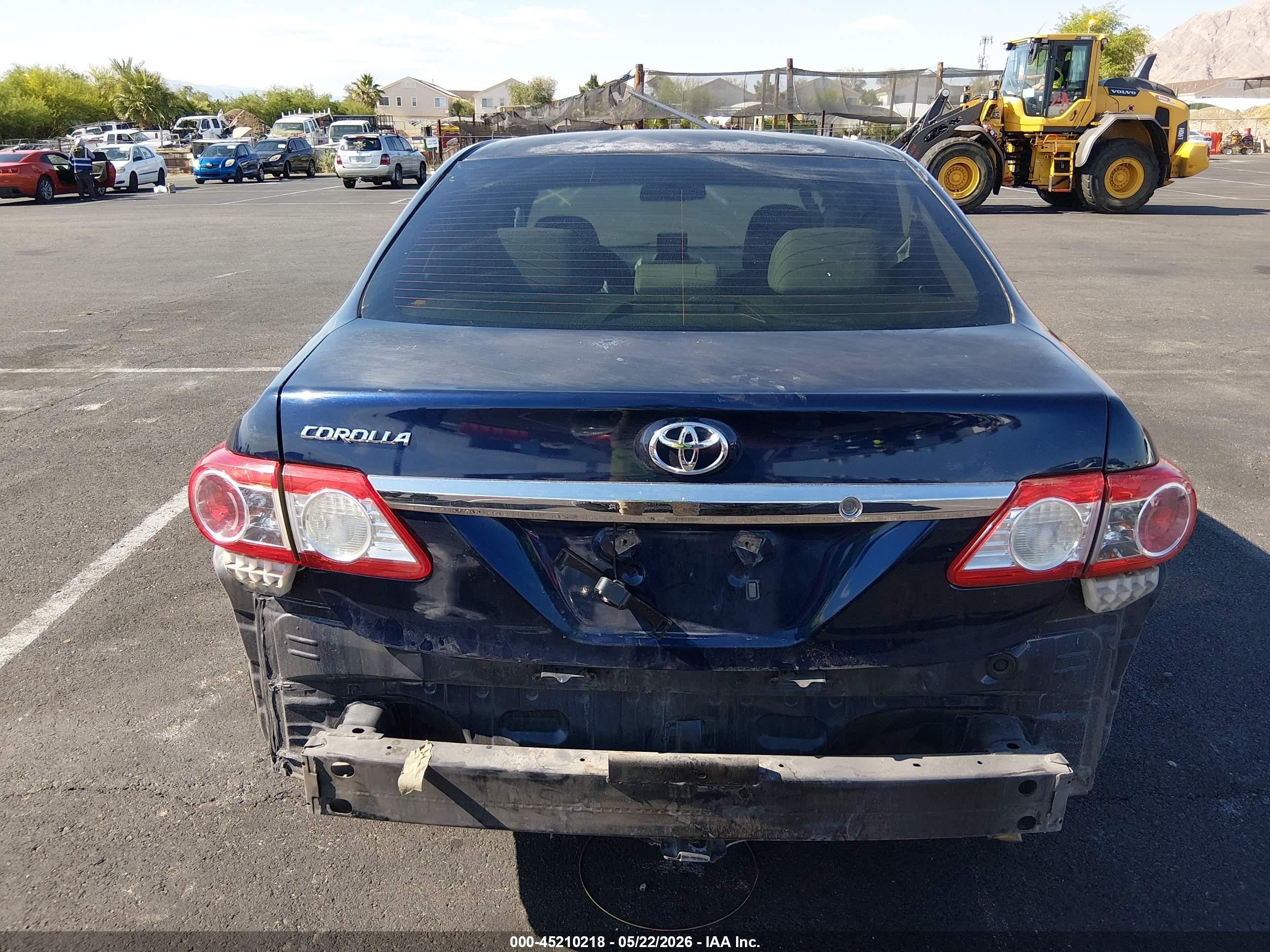 2013 Toyota Corolla L Blue vin: 5YFBU4EEXDP197182