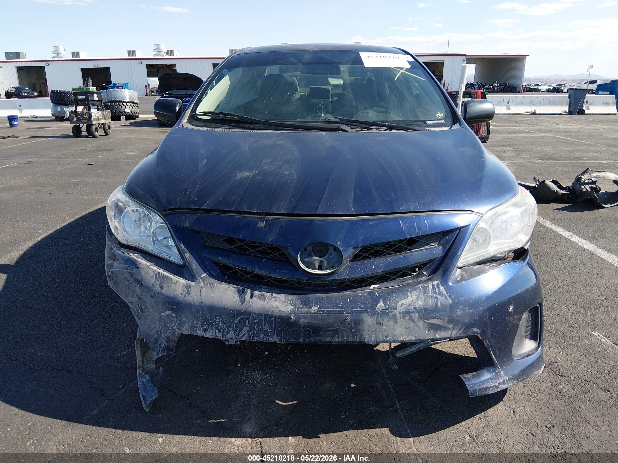 2013 Toyota Corolla L Blue vin: 5YFBU4EEXDP197182
