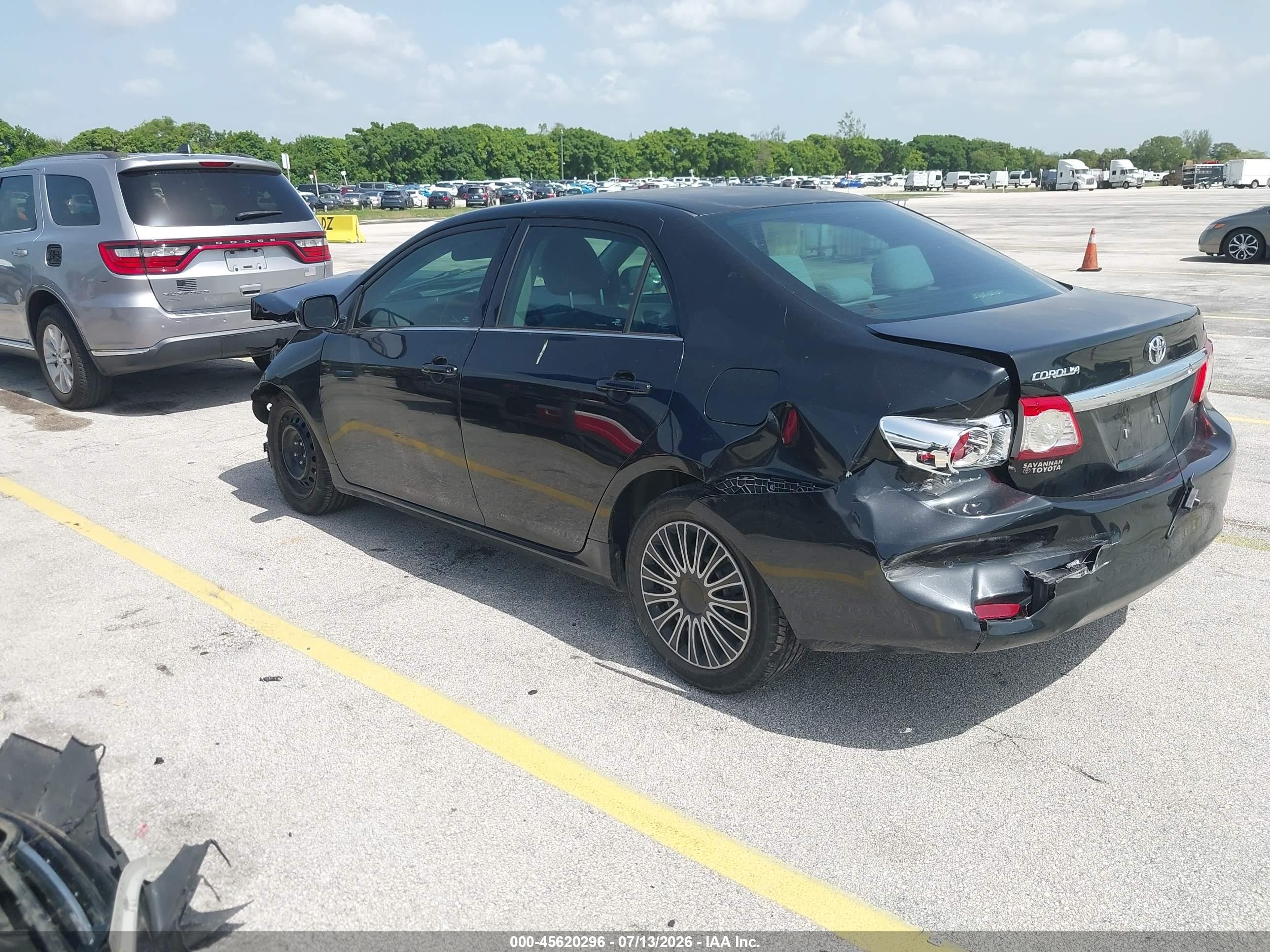 2013 Toyota Corolla Le Black vin: 5YFBU4EEXDP202266