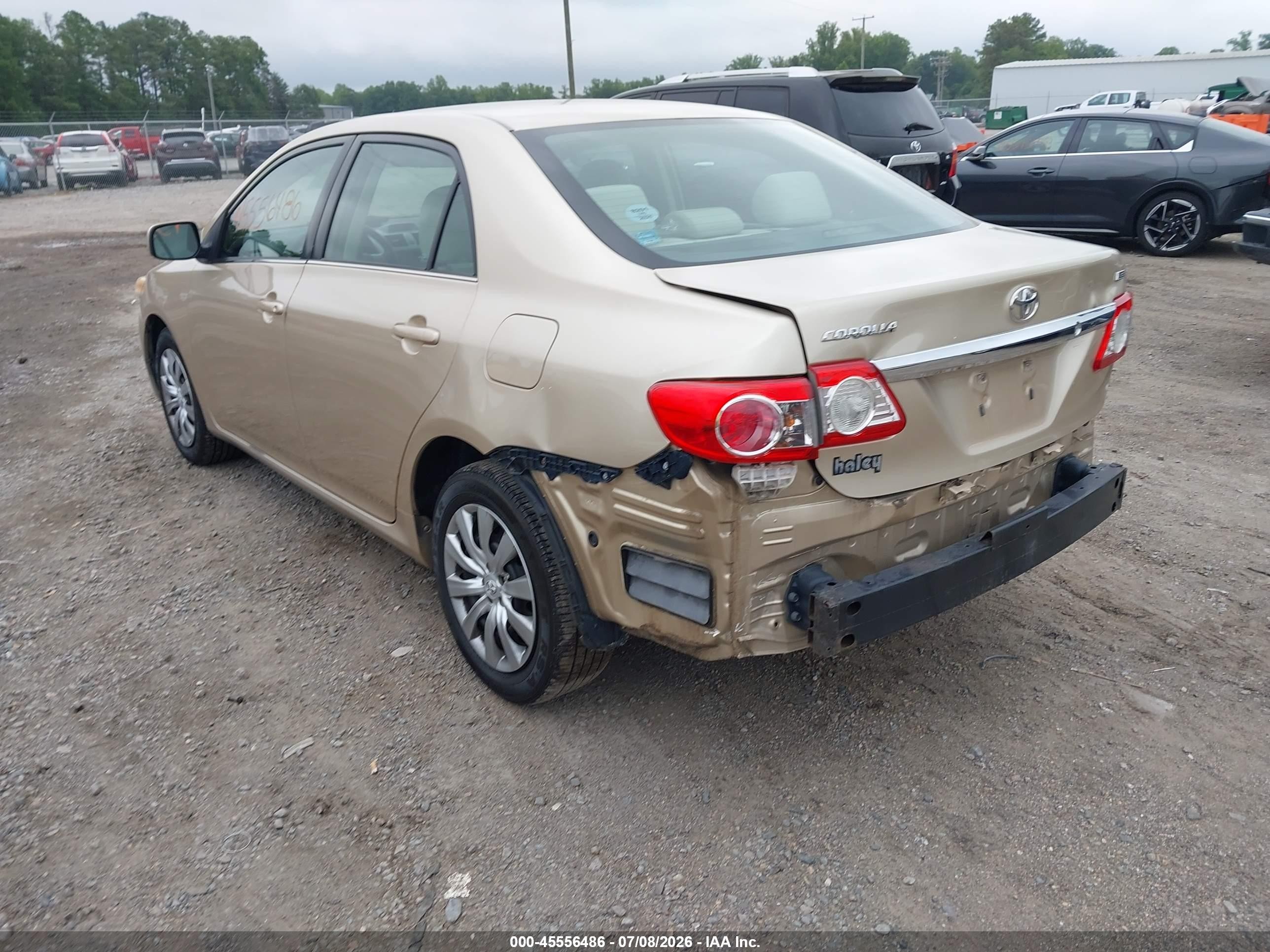 2013 Toyota Corolla Le Gold vin: 5YFBU4EEXDP210285
