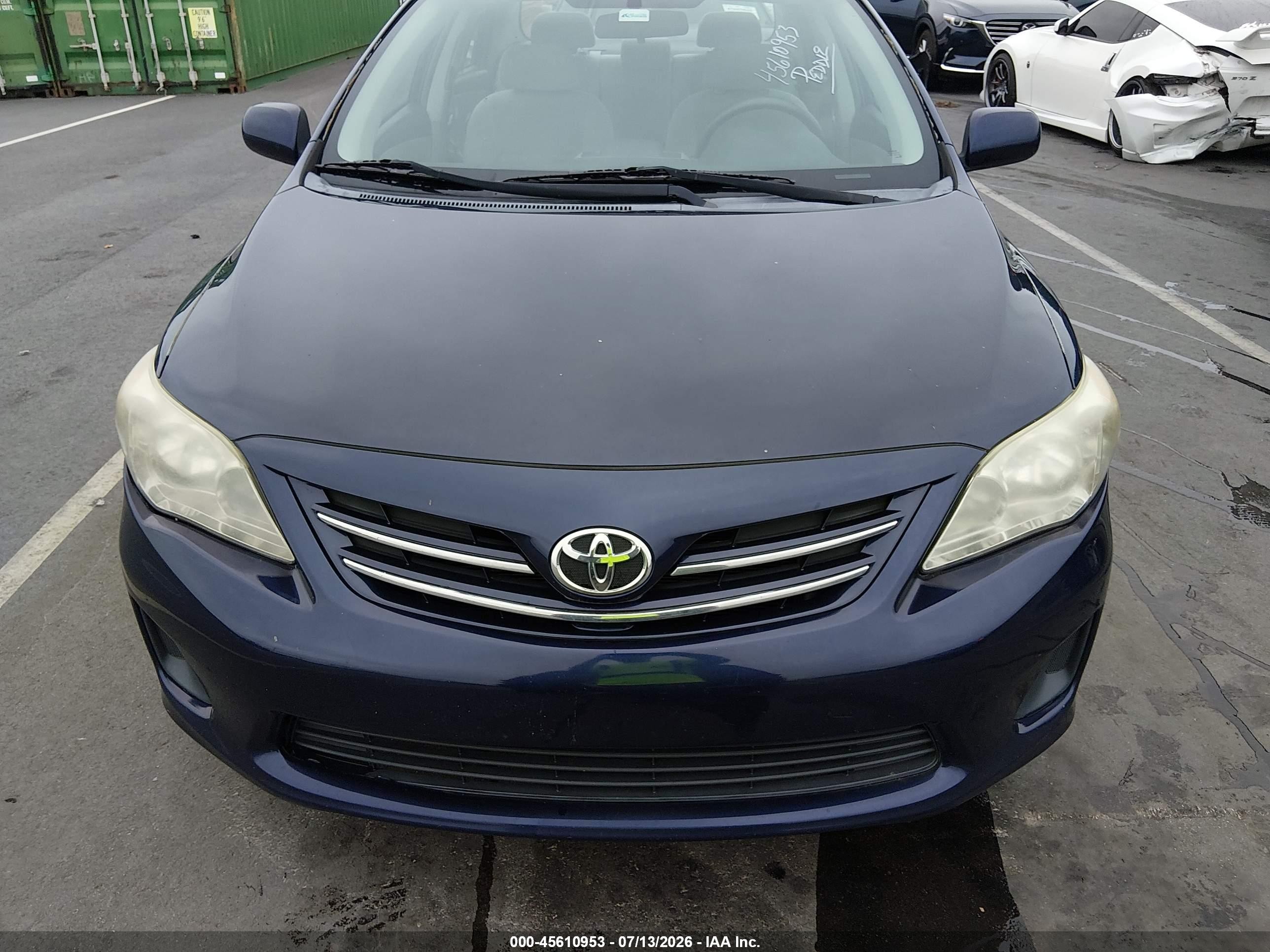 2013 Toyota Corolla Le Dark Blue vin: 5YFBU4EEXDP212411