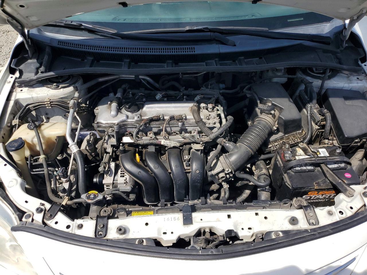 2013 Toyota Corolla Le White vin: 5YFBU4EEXDP216913