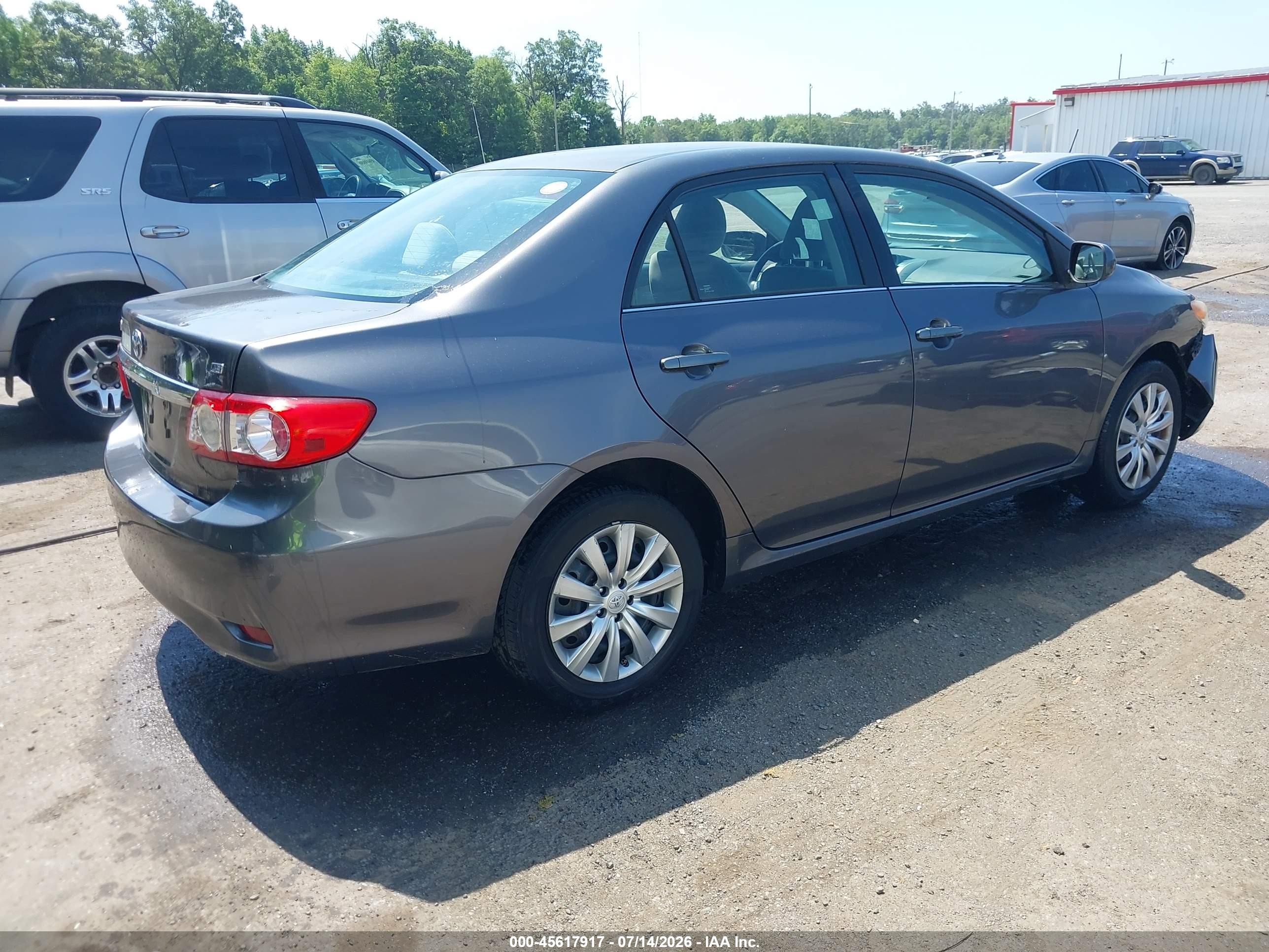 2013 Toyota Corolla Le Серый vin: 5YFBU4EEXDP217298
