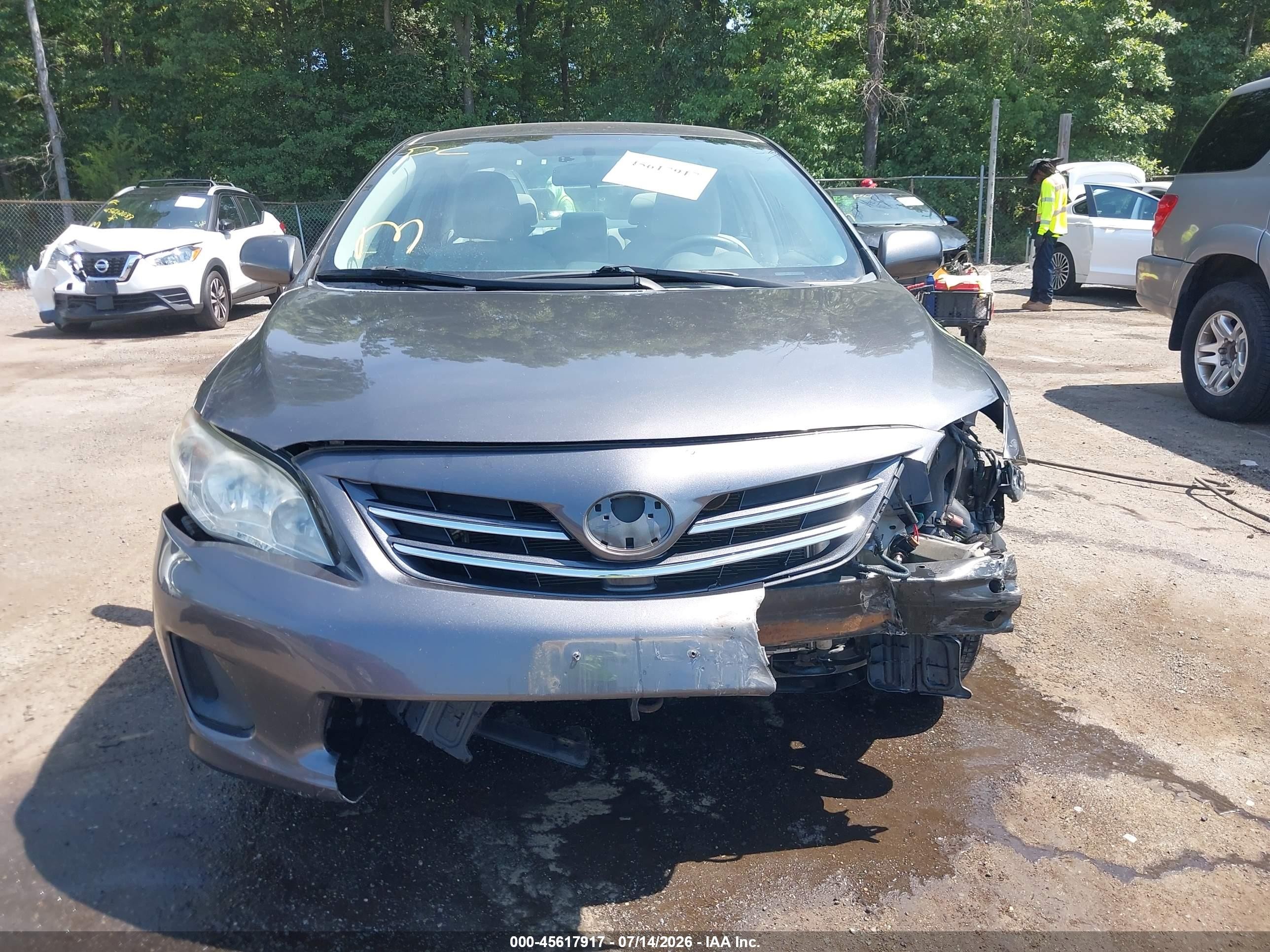 2013 Toyota Corolla Le Серый vin: 5YFBU4EEXDP217298