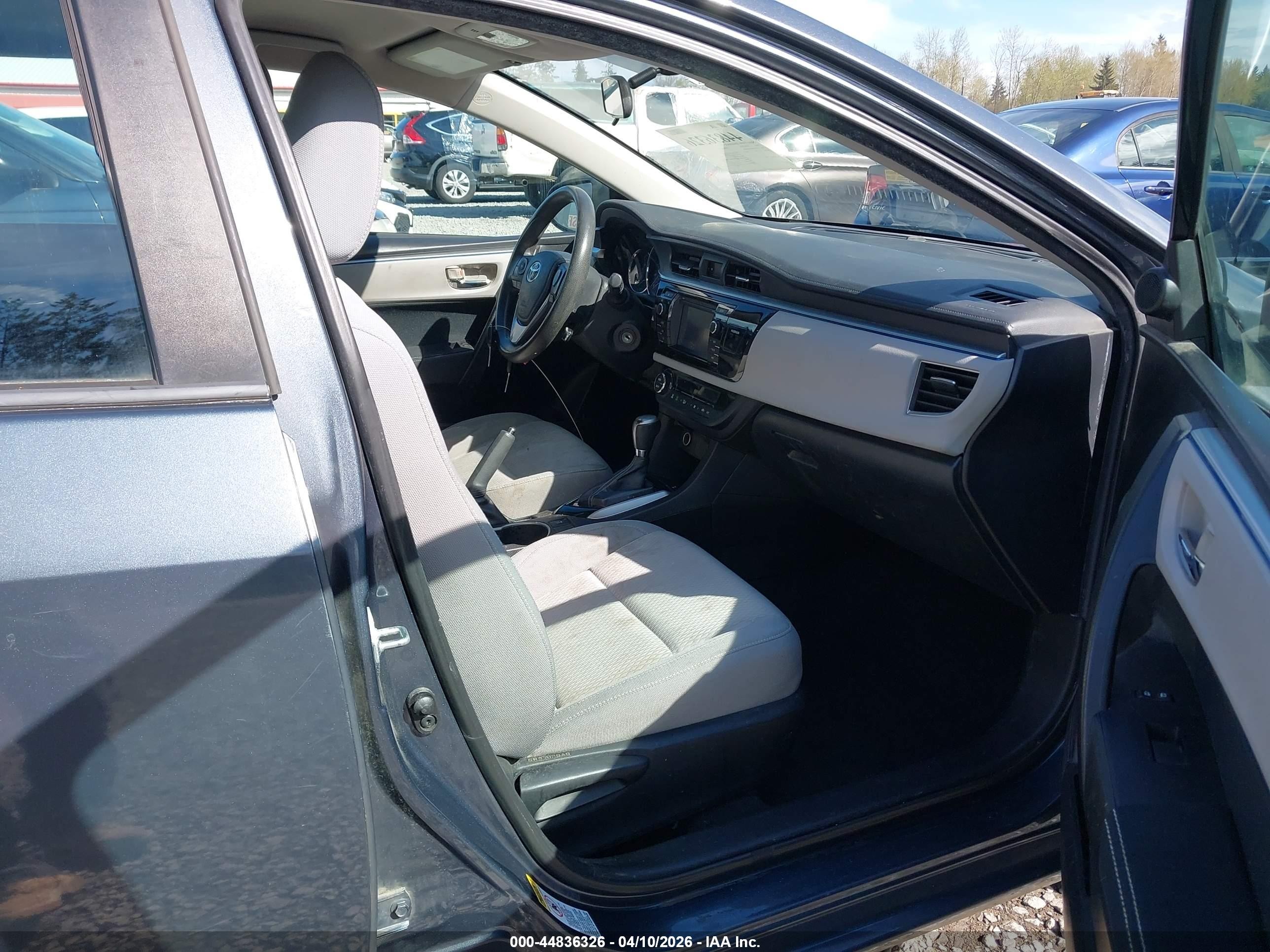 2014 Toyota Corolla Le Gray vin: 5YFBURHE0EP000868