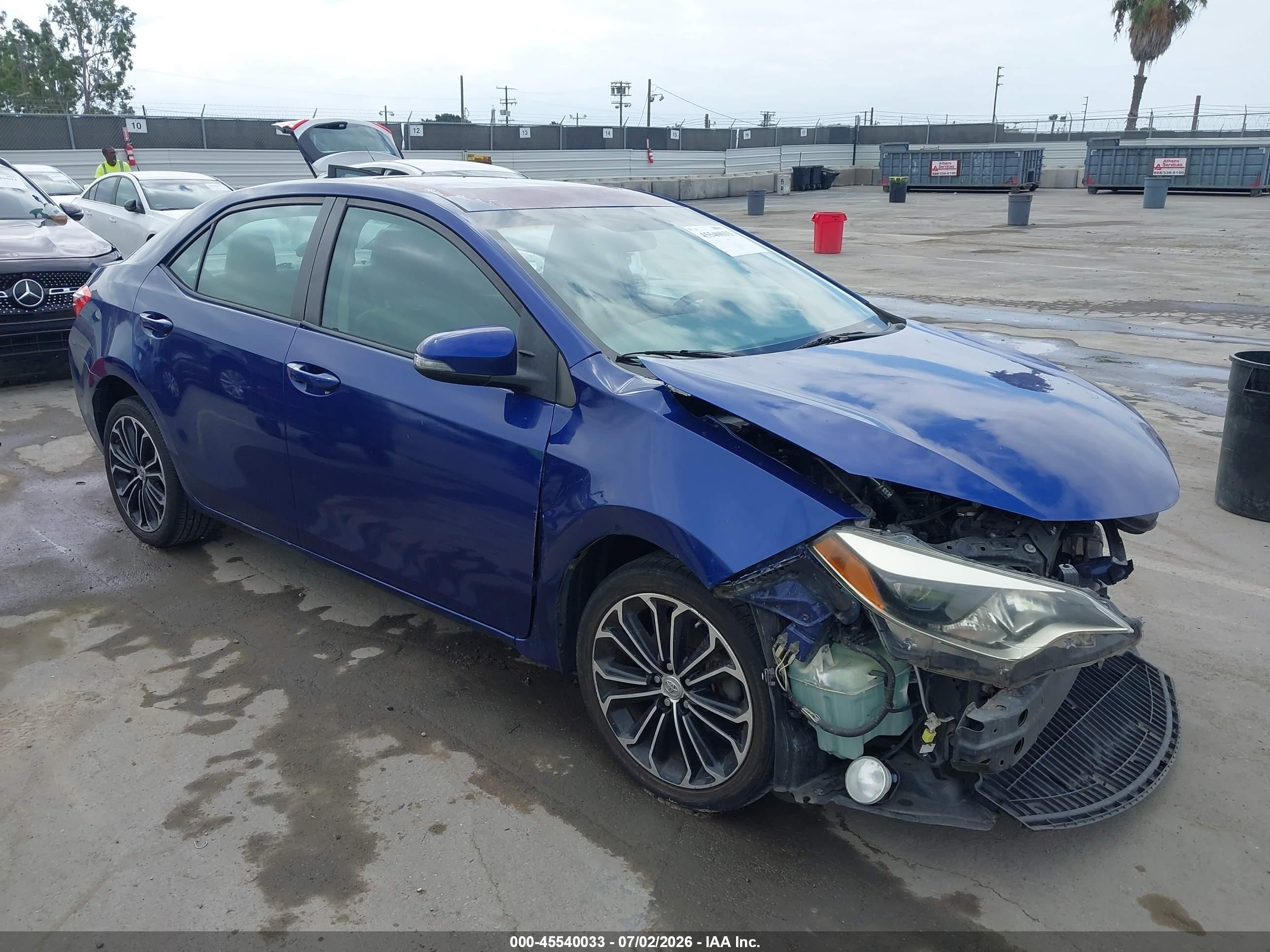 2014 Toyota Corolla S Plus Blue vin: 5YFBURHE0EP054154