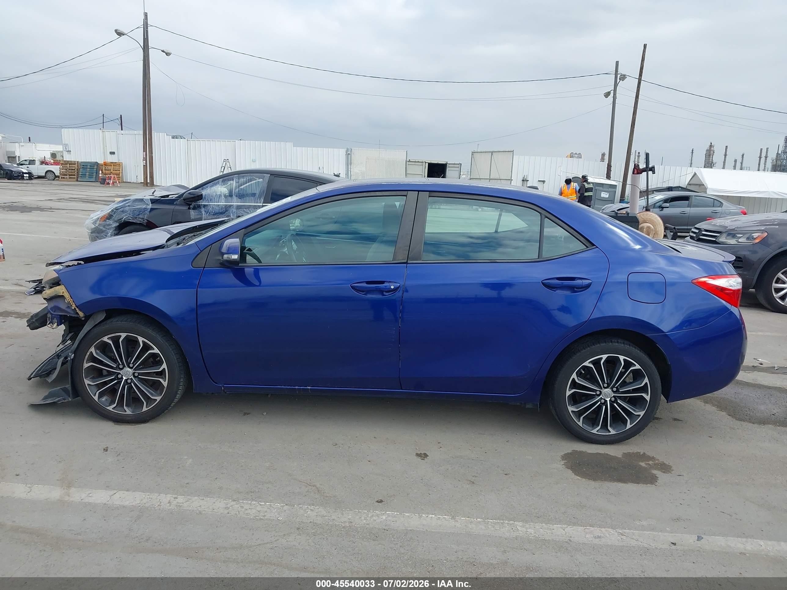 2014 Toyota Corolla S Plus Blue vin: 5YFBURHE0EP054154
