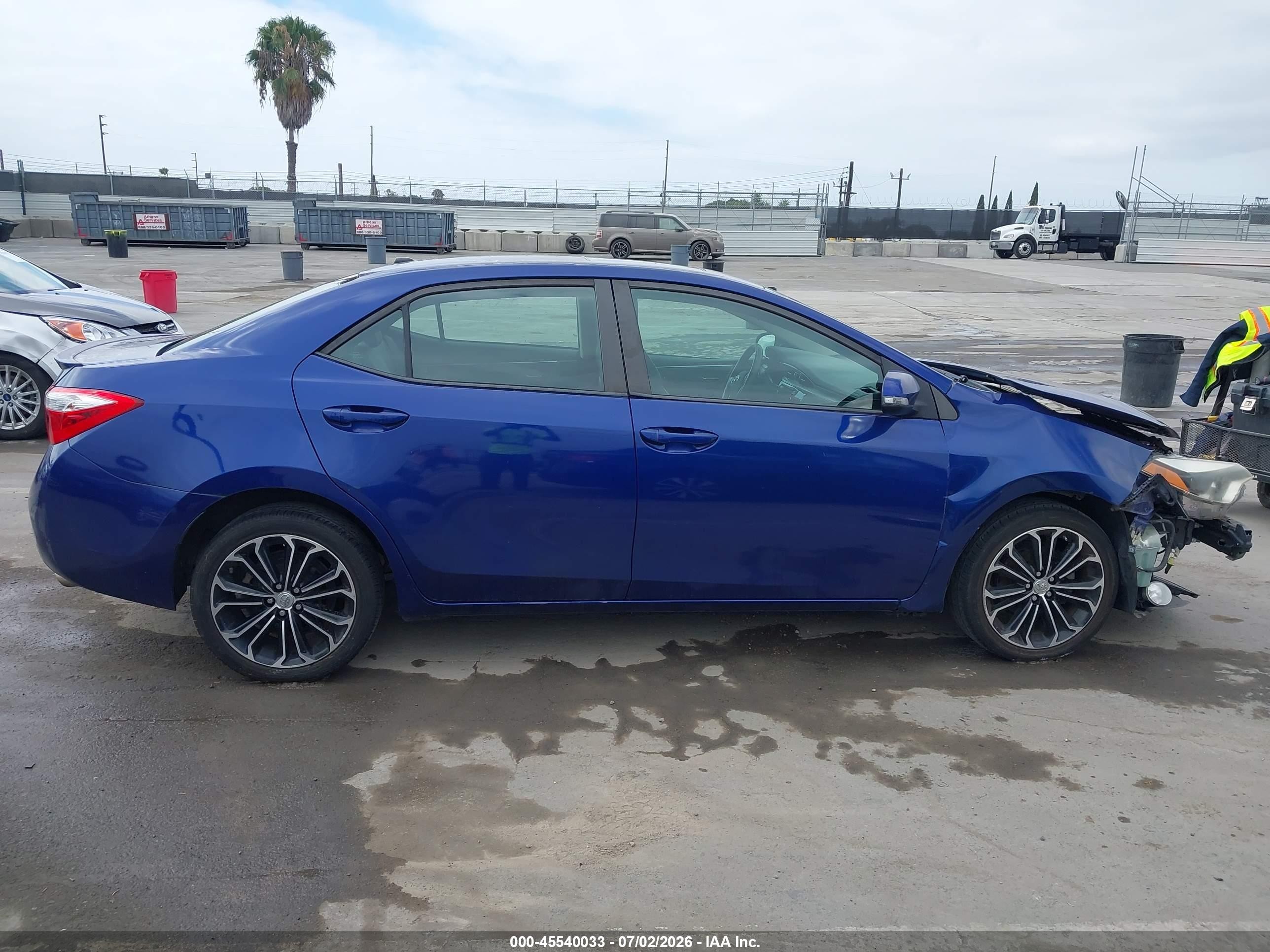 2014 Toyota Corolla S Plus Blue vin: 5YFBURHE0EP054154