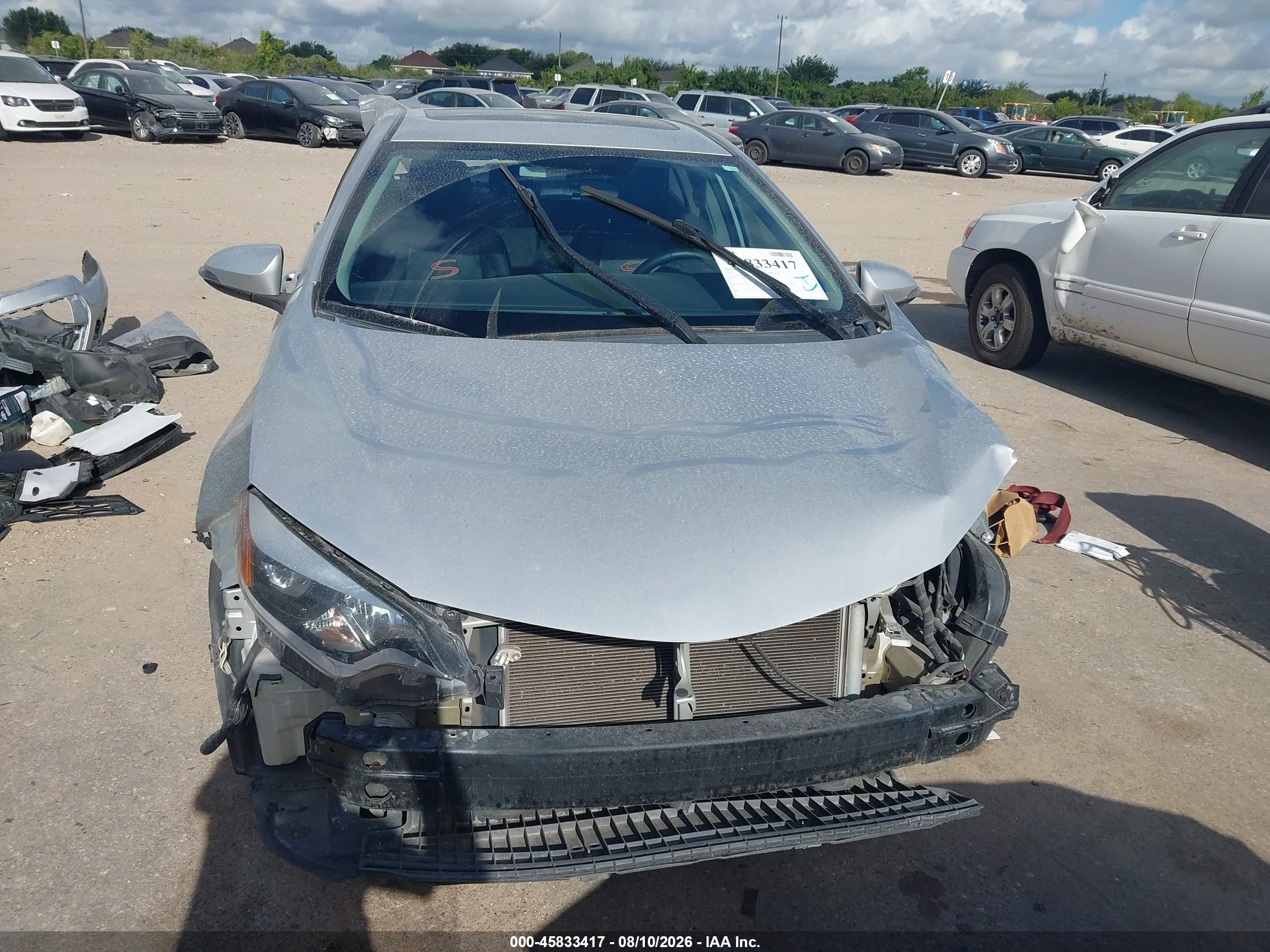 2014 Toyota Corolla L/le/le Pls/prm/s/s Pls Silver vin: 5YFBURHE0EP077966