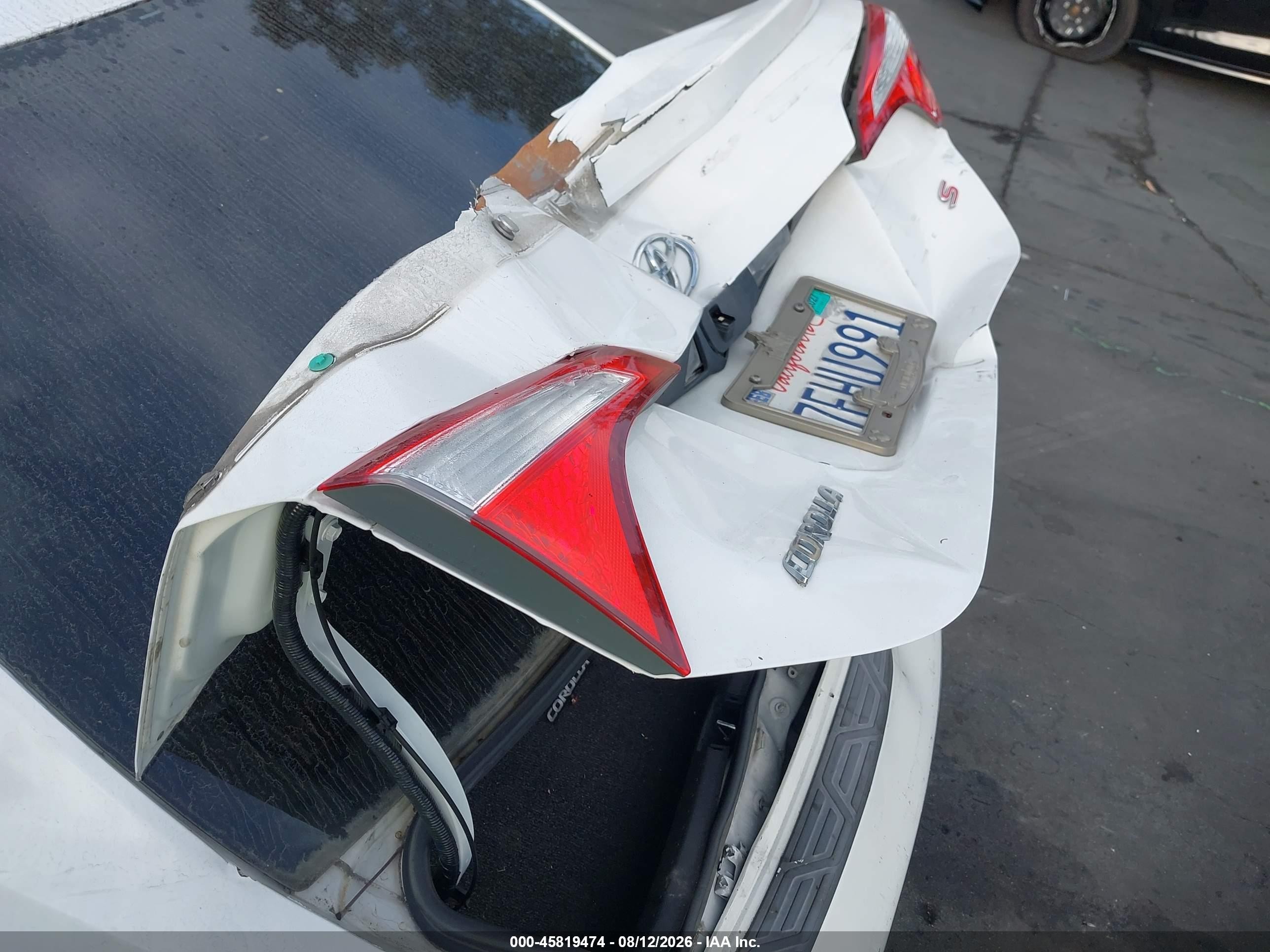 2014 Toyota Corolla S Plus White vin: 5YFBURHE0EP077983