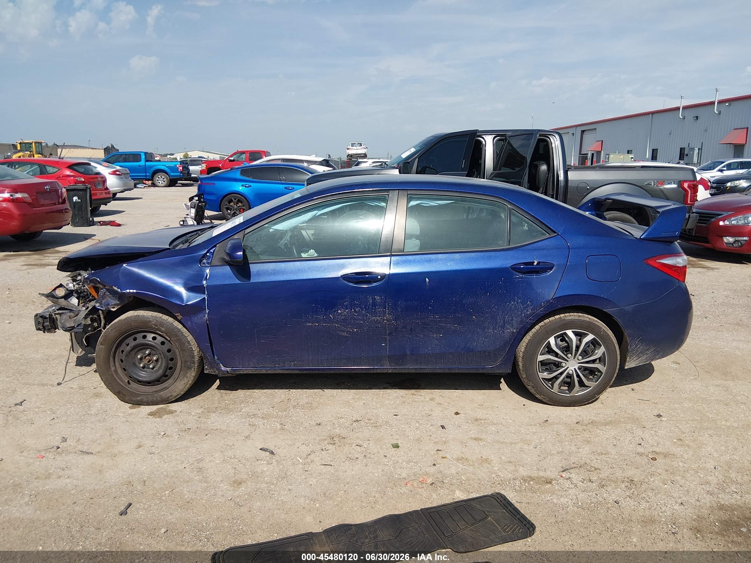 2014 Toyota Corolla Le Blue vin: 5YFBURHE0EP080933