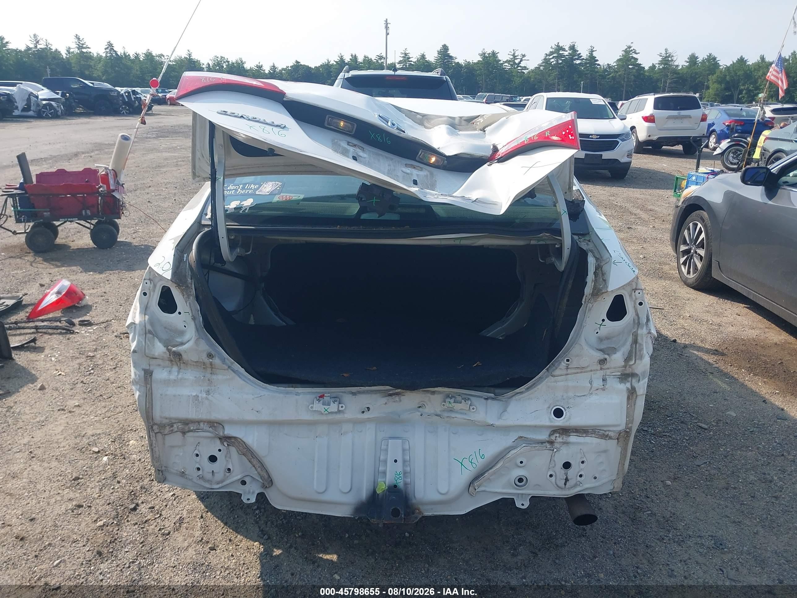 2014 Toyota Corolla L Белый vin: 5YFBURHE0EP117253