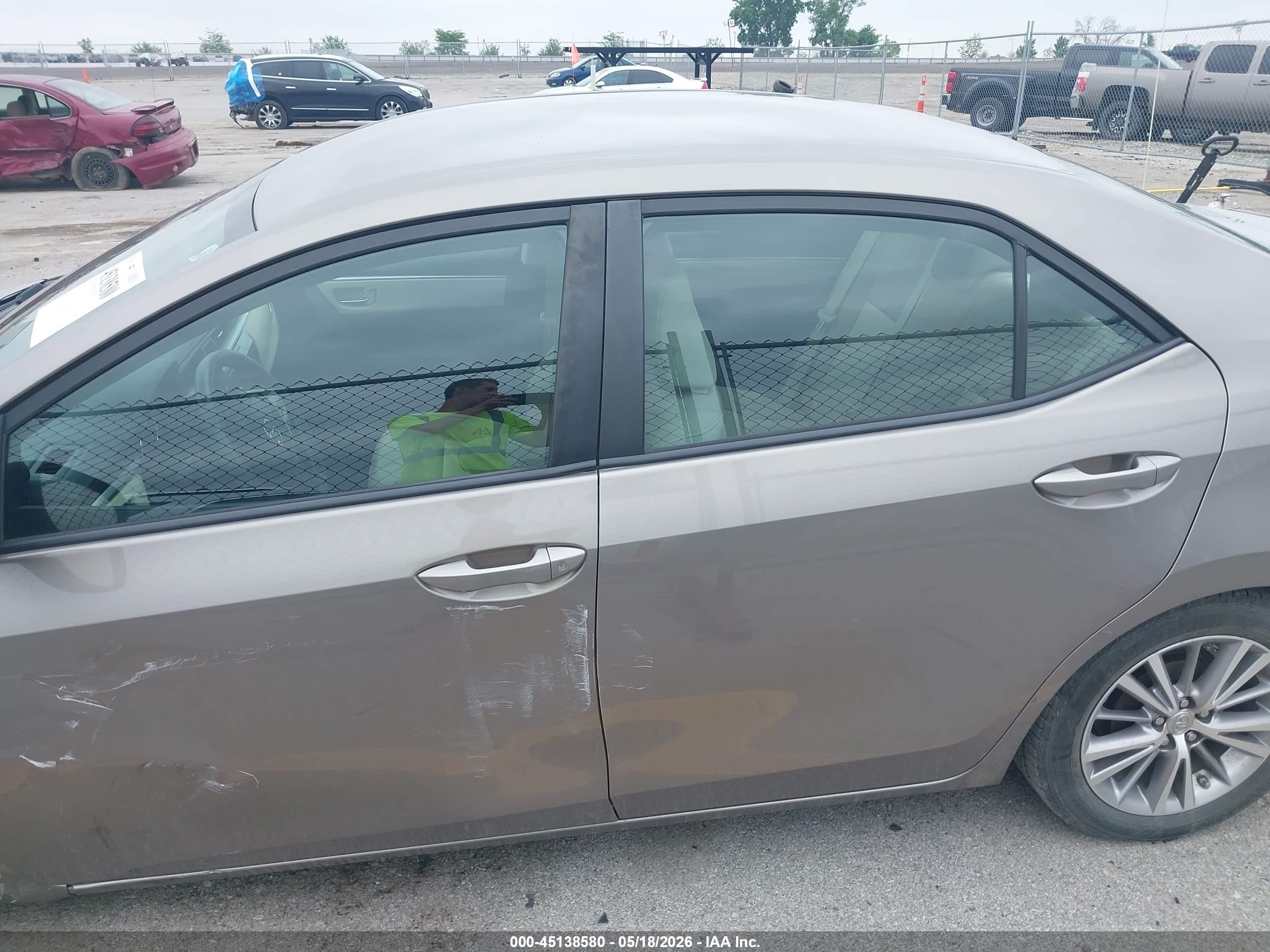 2014 Toyota Corolla Le Plus Gray vin: 5YFBURHE0EP117785