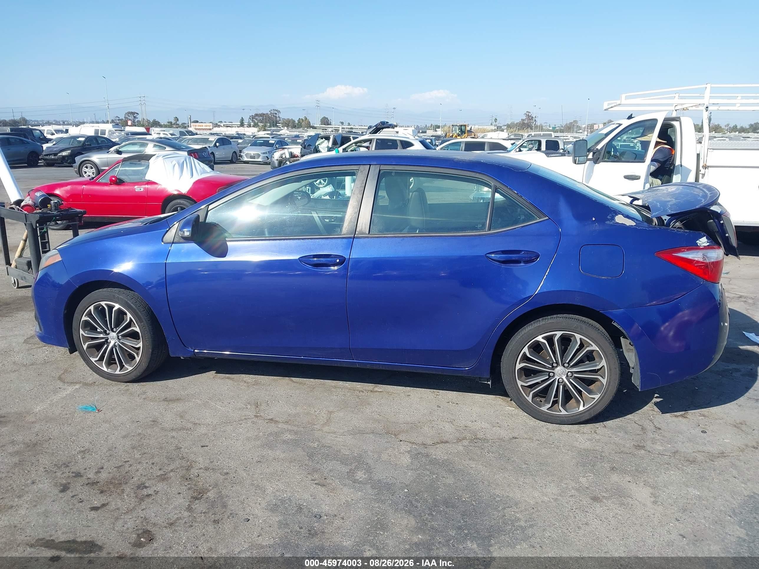 2014 Toyota Corolla S Plus Синий vin: 5YFBURHE0EP124445