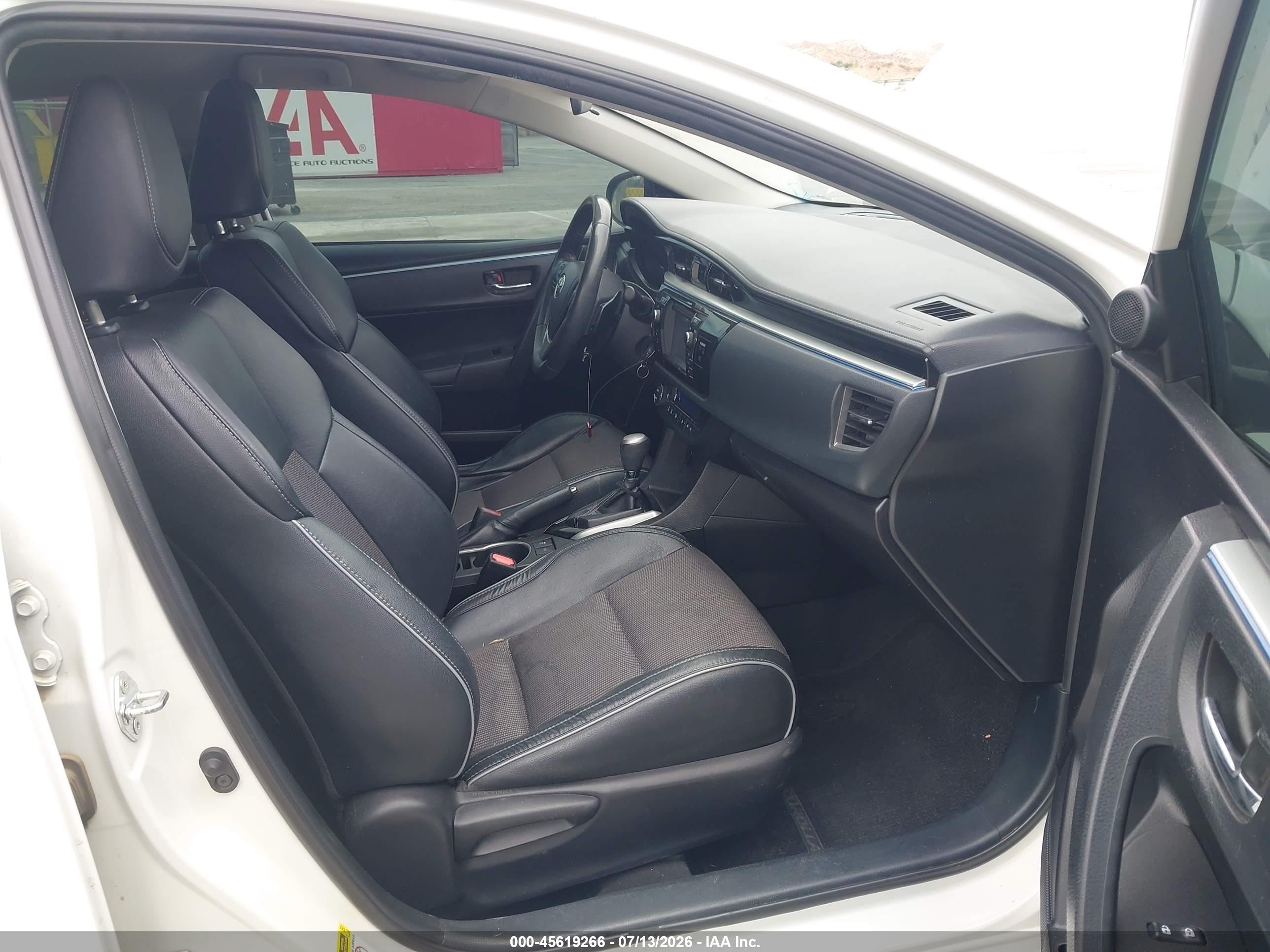 2014 Toyota Corolla S Plus Белый vin: 5YFBURHE0EP129385
