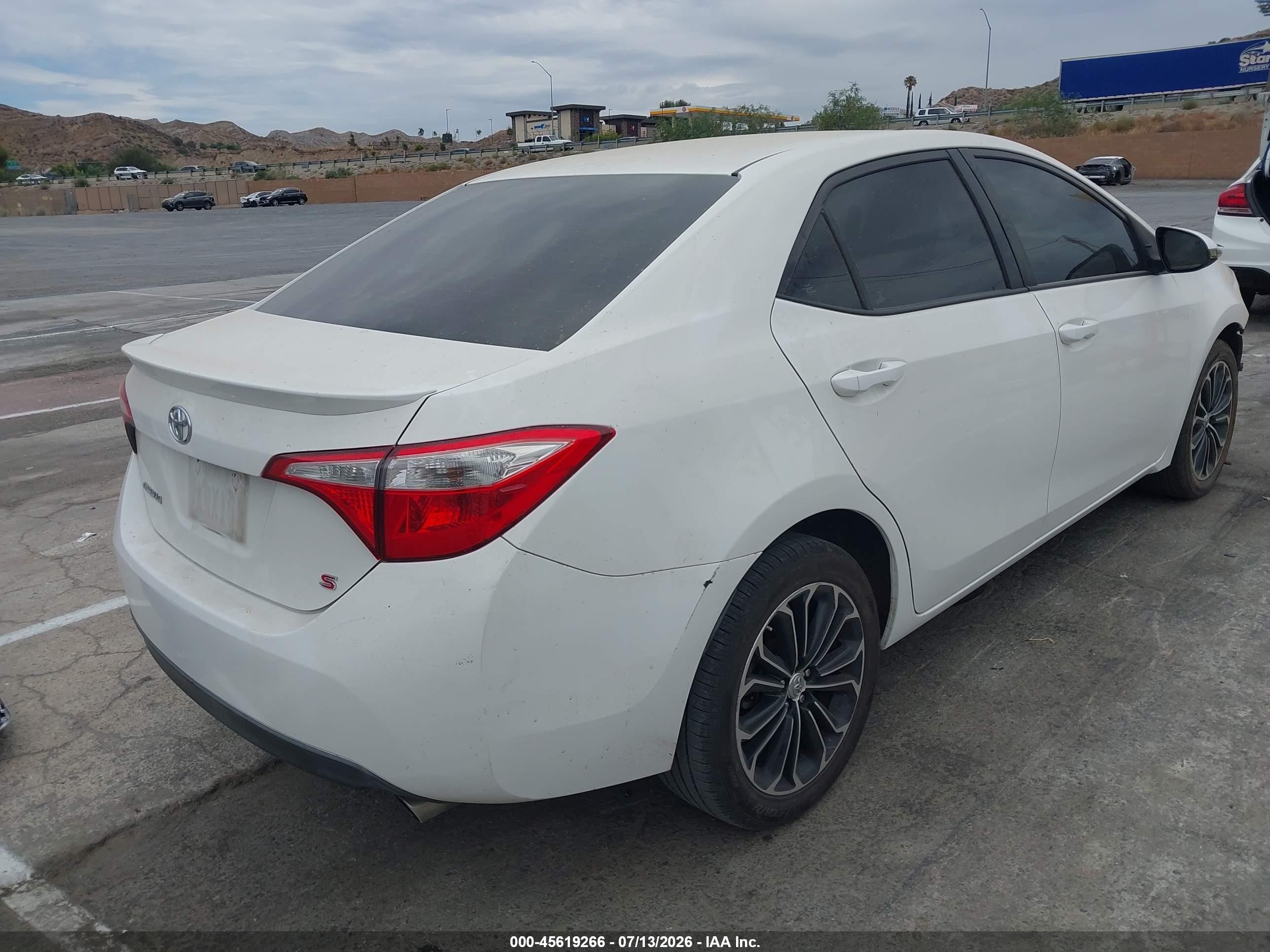 2014 Toyota Corolla S Plus Белый vin: 5YFBURHE0EP129385