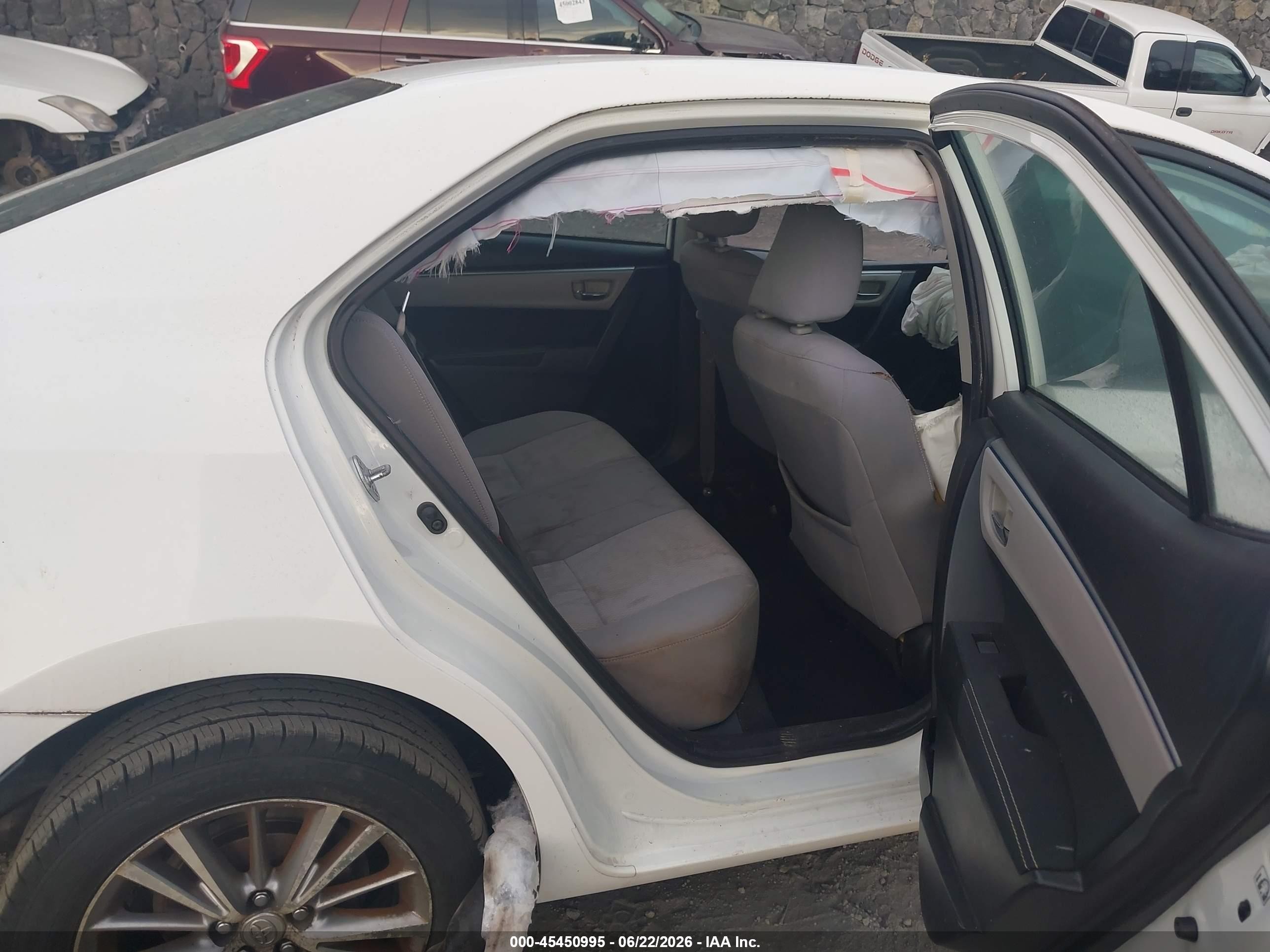 2014 Toyota Corolla Le/le Plus/le Premium Белый vin: 5YFBURHE0EP133906