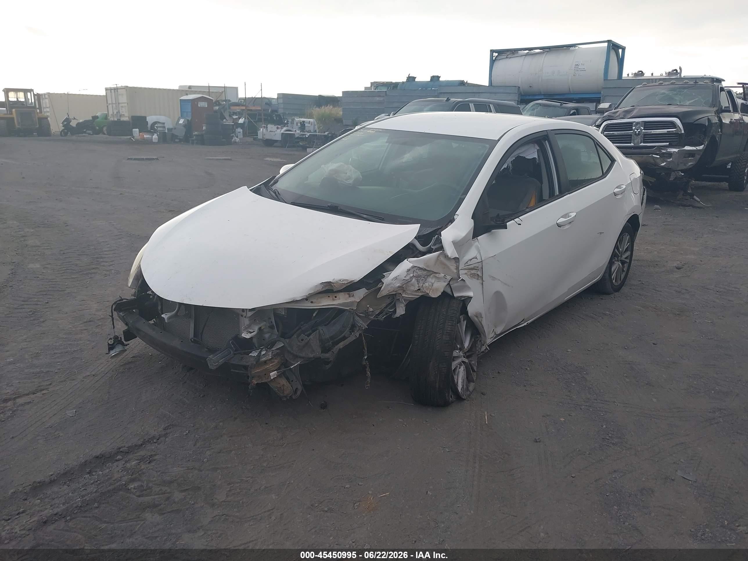 2014 Toyota Corolla Le/le Plus/le Premium Белый vin: 5YFBURHE0EP133906