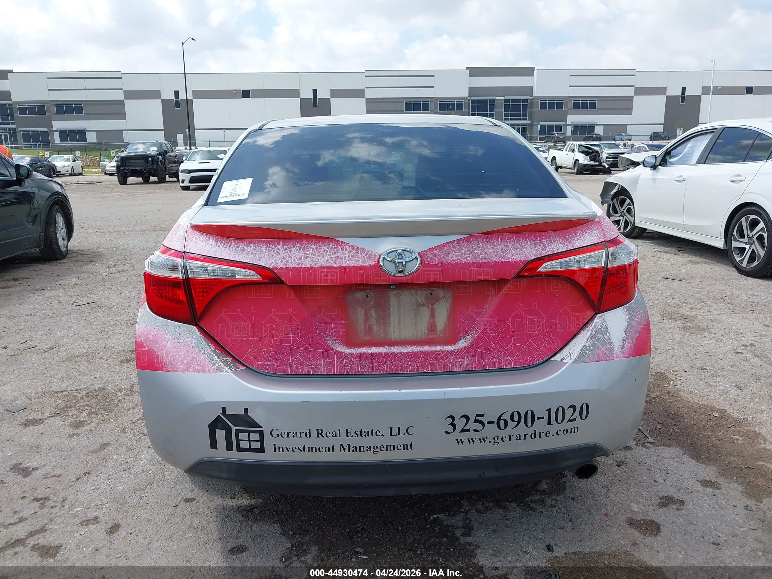 2014 Toyota Corolla S Plus Silver vin: 5YFBURHE0EP144291