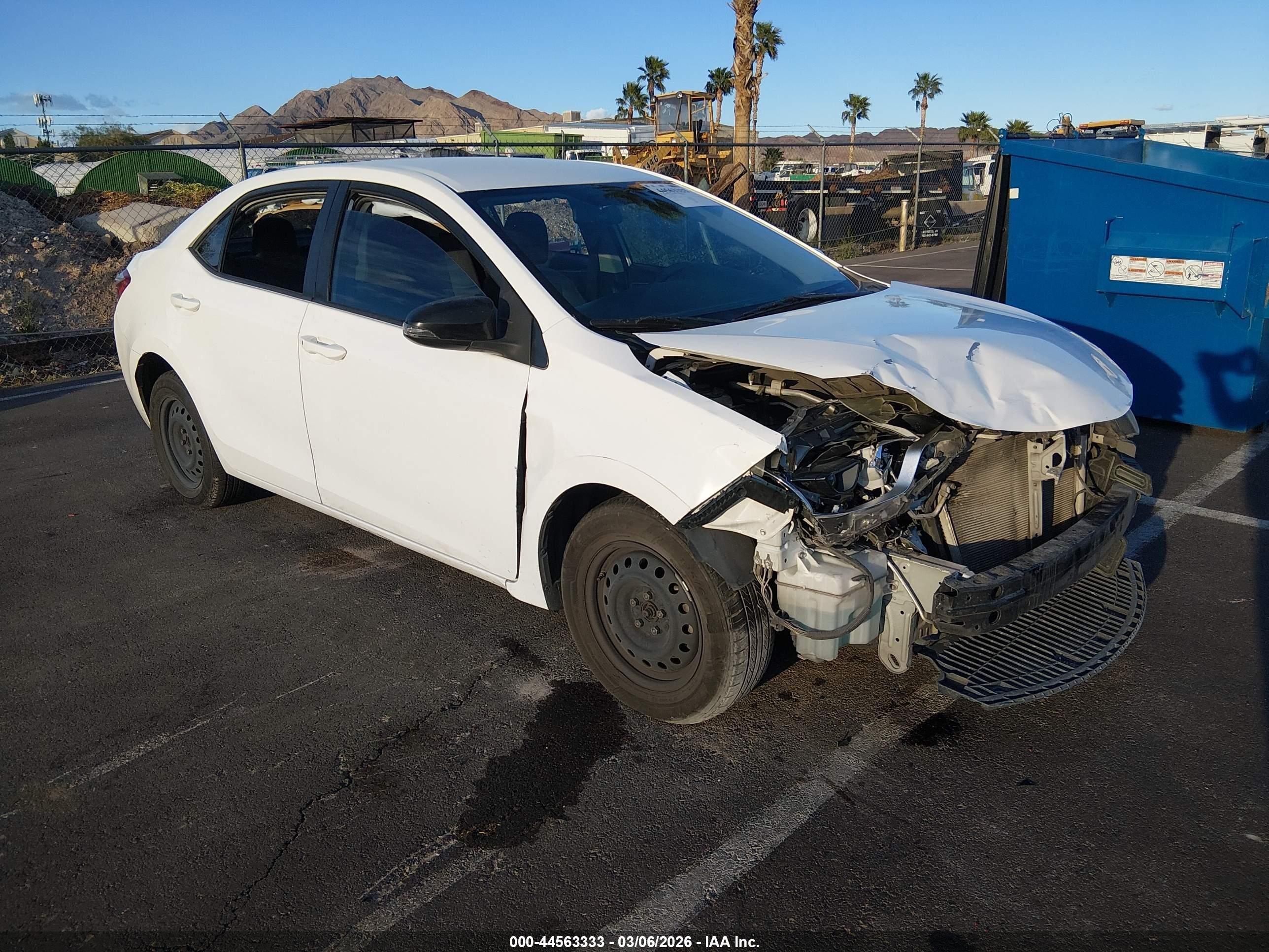 2014 Toyota Corolla L White vin: 5YFBURHE0EP148003