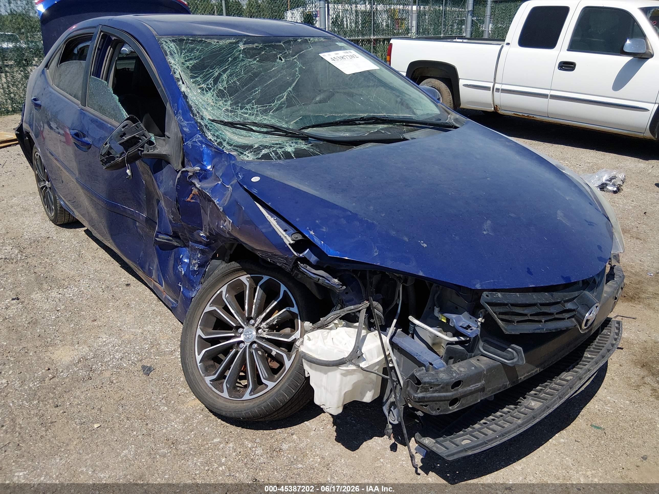 2014 Toyota Corolla S Plus Blue vin: 5YFBURHE0EP165805