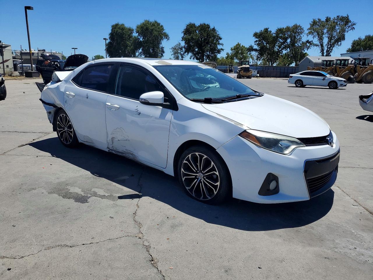 2015 Toyota Corolla S Plus White vin: 5YFBURHE0FP178653