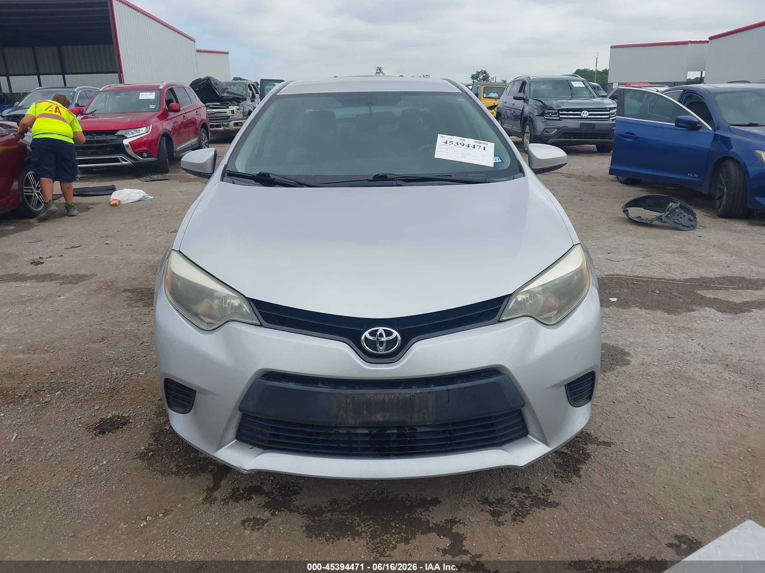 2015 Toyota Corolla L Серебряный vin: 5YFBURHE0FP186459